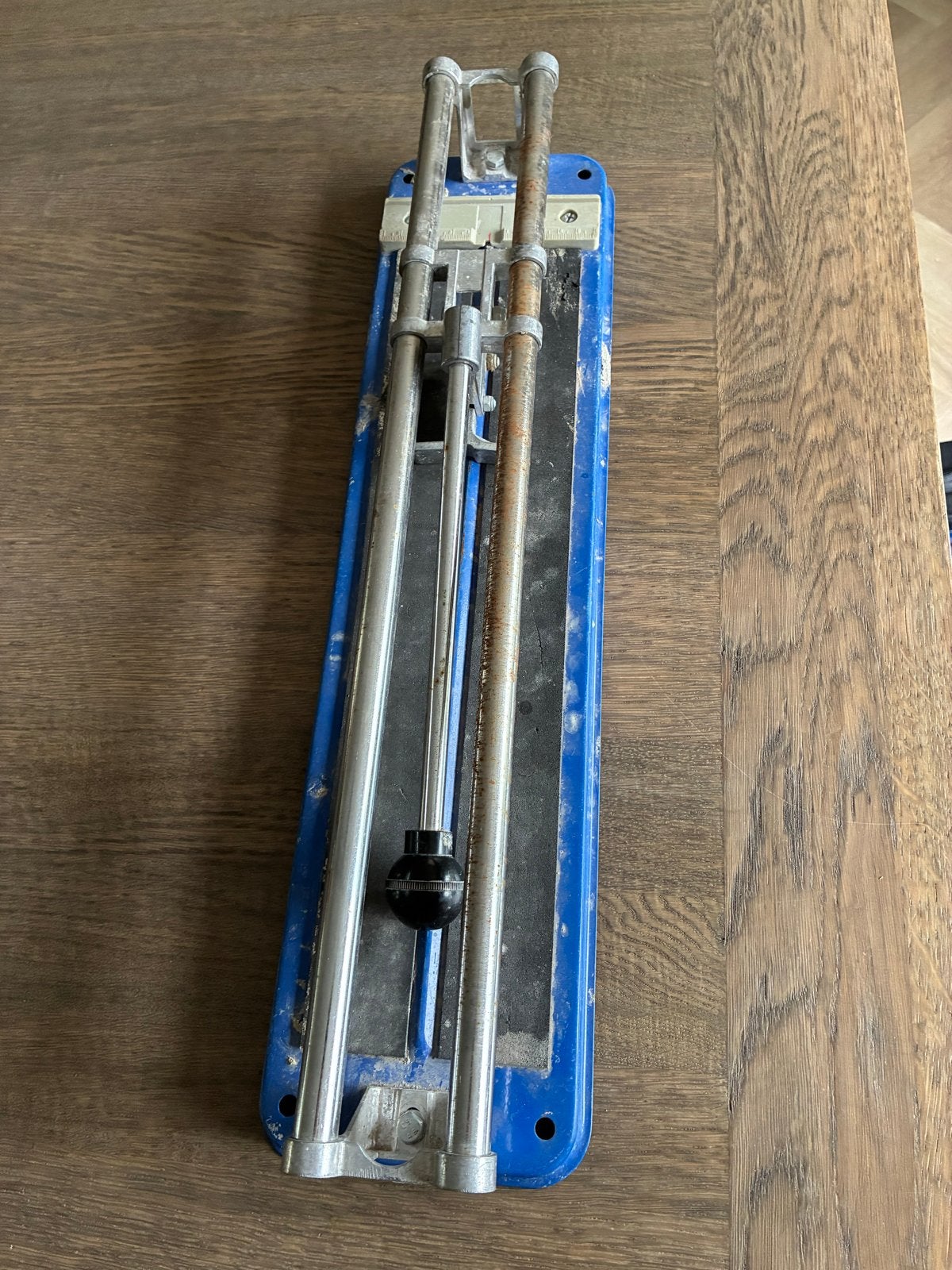 Tegelsnijder - Handig gereedschap voor tegelwerk, Ophalen of Verzenden, Gebruikt, Snijgereedschap, Overige merken