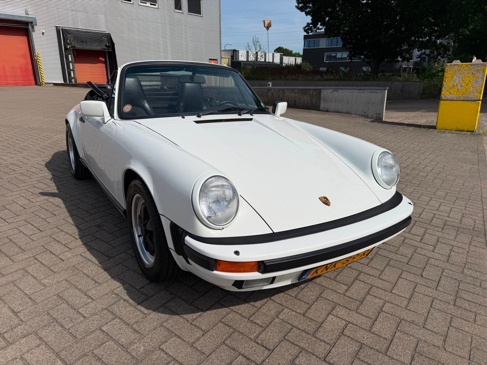 Porsche 911 3.2 Carrera cabriolet G50 1987 japan import, 88., Auto's, 870 kg, Achterwielaandrijving, Gebruikt, Zwart