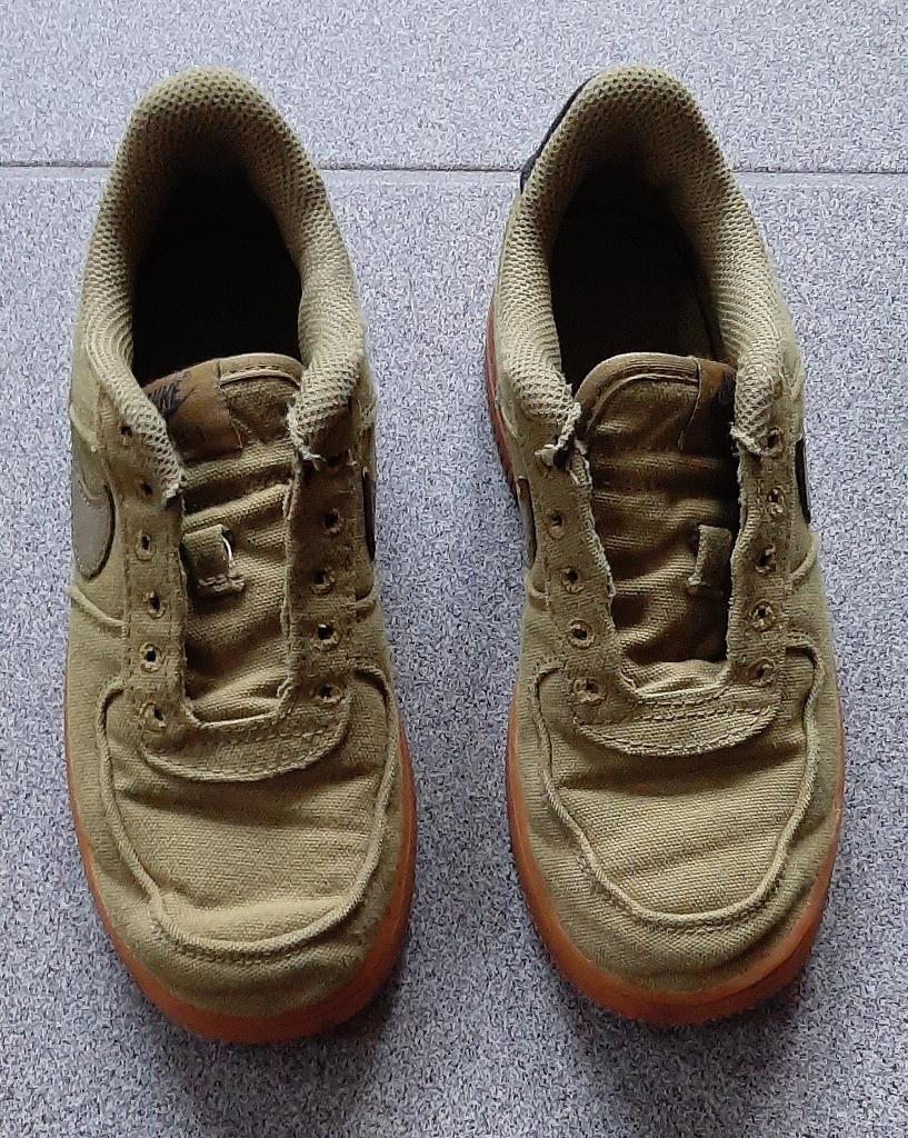 Nike schoenen maat 33, Kinderen en Baby's, Kinderkleding | Schoenen en Sokken, Schoenen, Ophalen of Verzenden, Zo goed als nieuw