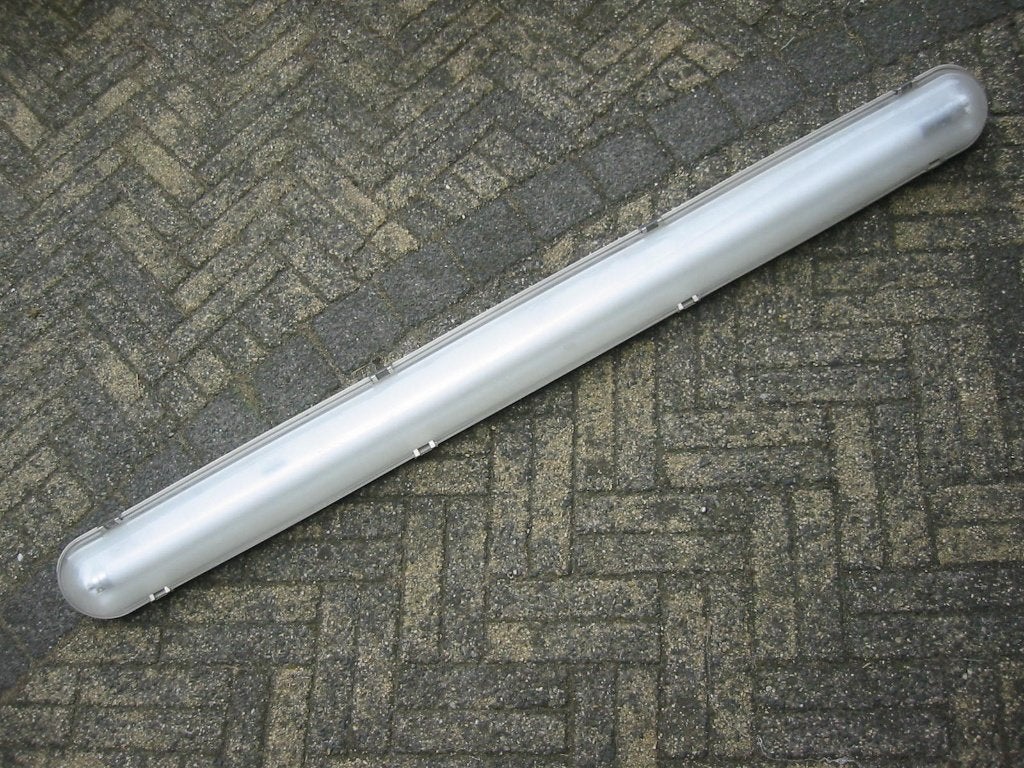 Waterdichte TL/LED lamp, Ophalen, Zo goed als nieuw