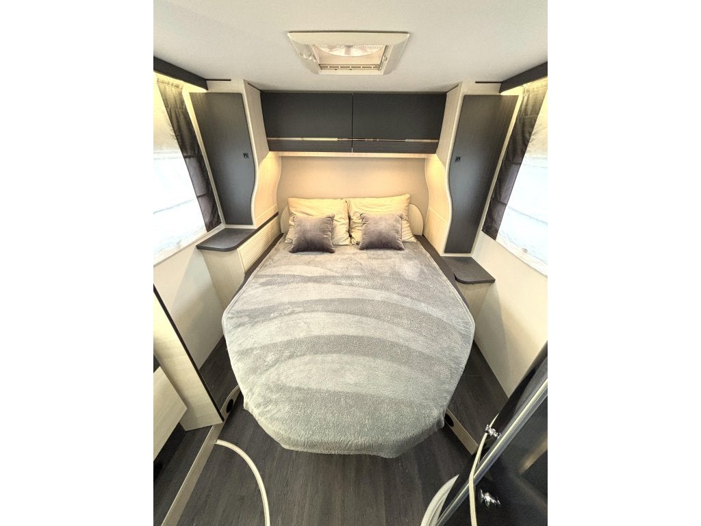 Challenger Graphite 268 AUTOMAAT QUEENSBED HEFBED F2F 2023, Caravans en Kamperen, Campers, Automaat, Ford, 6 tot 7 meter, Bedrijf