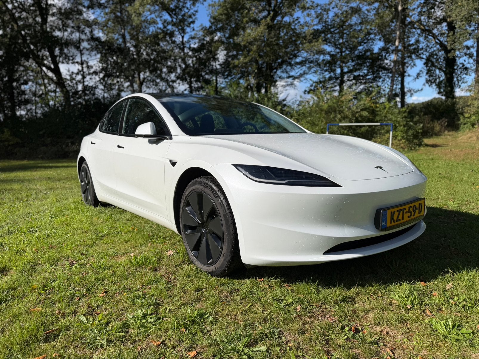 Tesla Model 3 Highland 2024 || LFP || HW4 || FSD || 94% SOH, Automaat, Dealer onderhouden, Achterwielaandrijving, Zwart