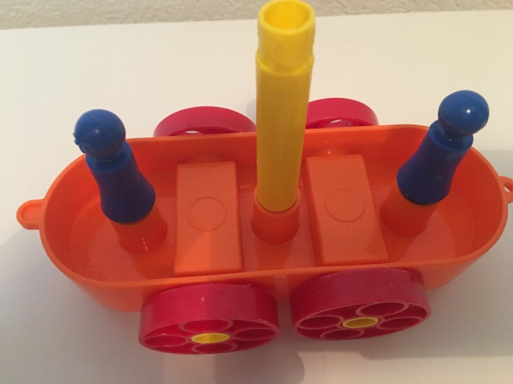 Tupperware. Kinderspeelgoed .treintje 3 delig vintage 010820, Ophalen, Zo goed als nieuw, Bouwen