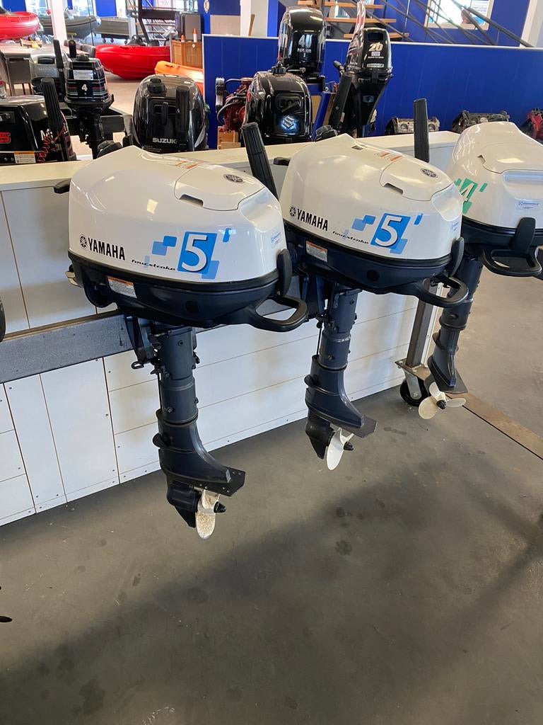 Yamaha F5/F6 kort op knuppel/ afs bed +vaarseizoen garantie, Watersport en Boten, Buiten- en Binnenboordmotoren, Zo goed als nieuw
