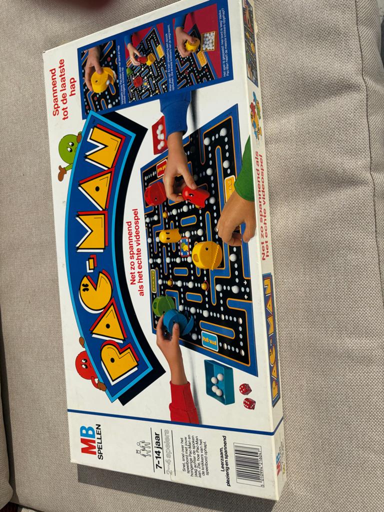 Pac-Man Bordspel MB Spellen - Klassiek Retro Spel, Drie of vier spelers, Ophalen of Verzenden, Gebruikt