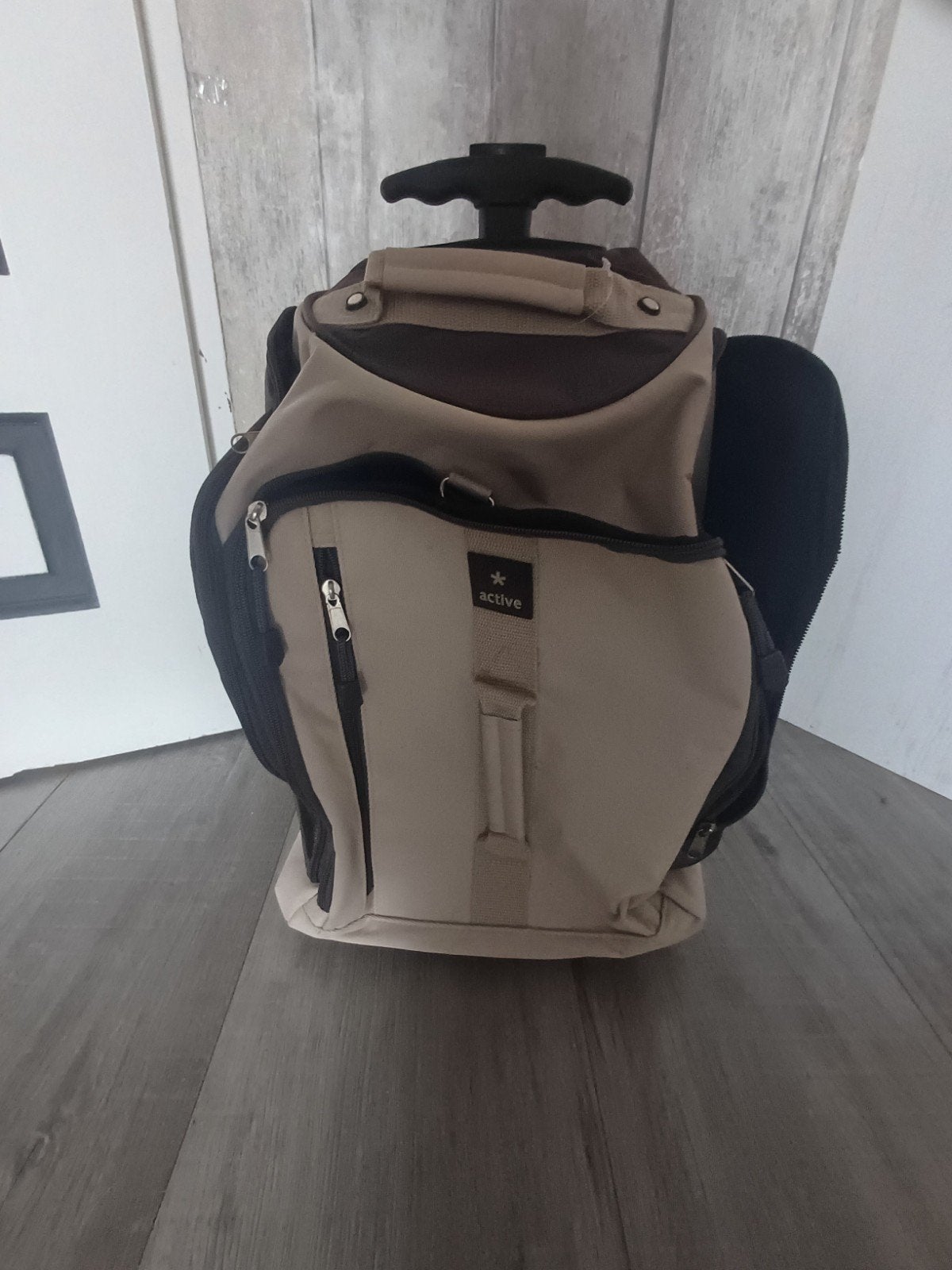 Beige / bruine trolley / rugzak softcase, Uitschuifbare handgreep, 30 cm of meer, Beige, Ophalen of Verzenden