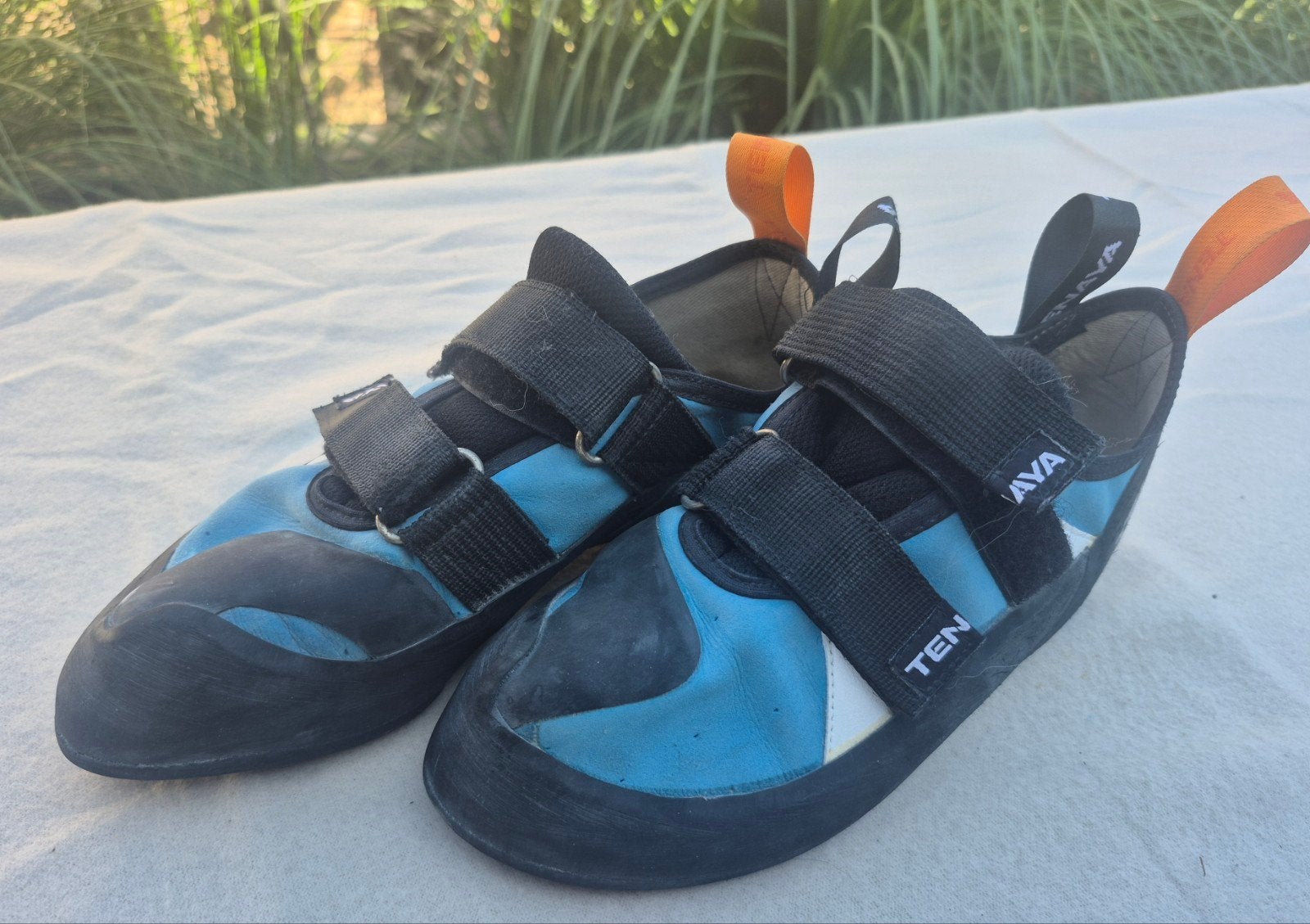 Klimschoenen Tenaya mt 40, Ophalen, Zo goed als nieuw, Klimsportschoenen