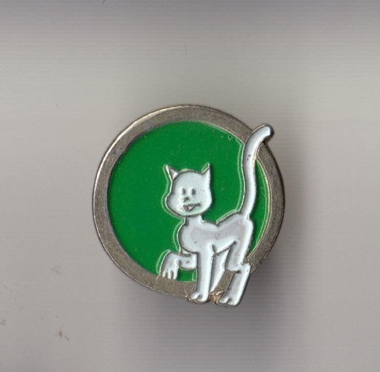 Kat Poes pin, Gebruikt, Niet vindbaar, Niet vindbaar, Speldje of Pin