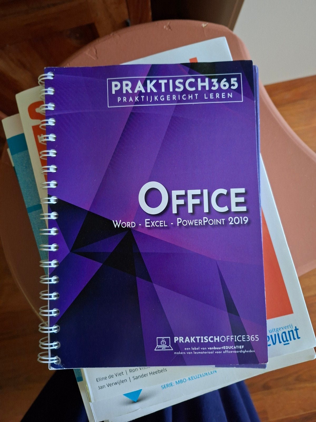 Paktisch Office 365, Ophalen of Verzenden, Zo goed als nieuw, Overige uitgevers, Nederlands