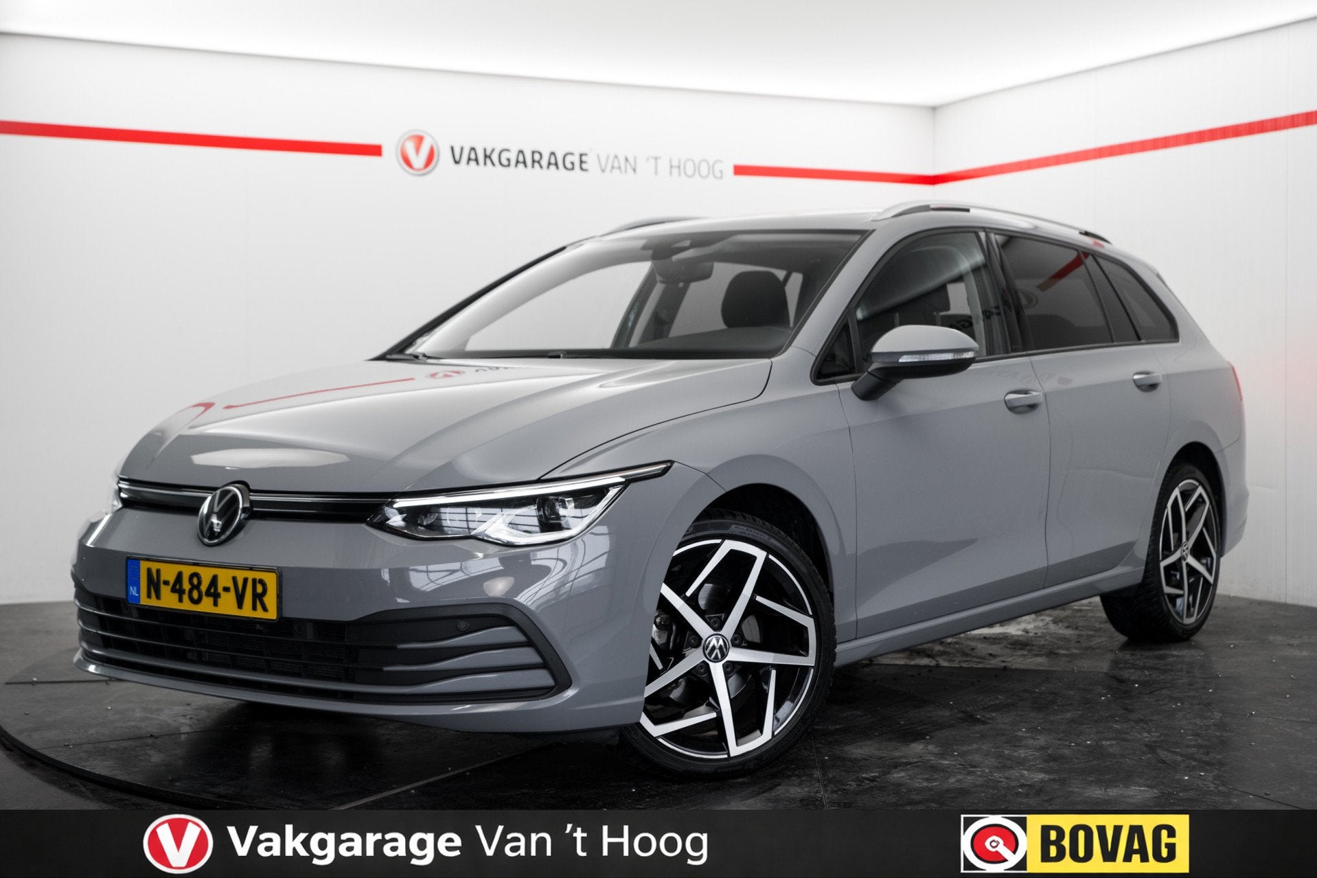 Volkswagen Golf Variant Qdrive Panoramadak 18inch (bj 2022), Stof, Gebruikt, Automatische klimaatregeling, 23 km/l