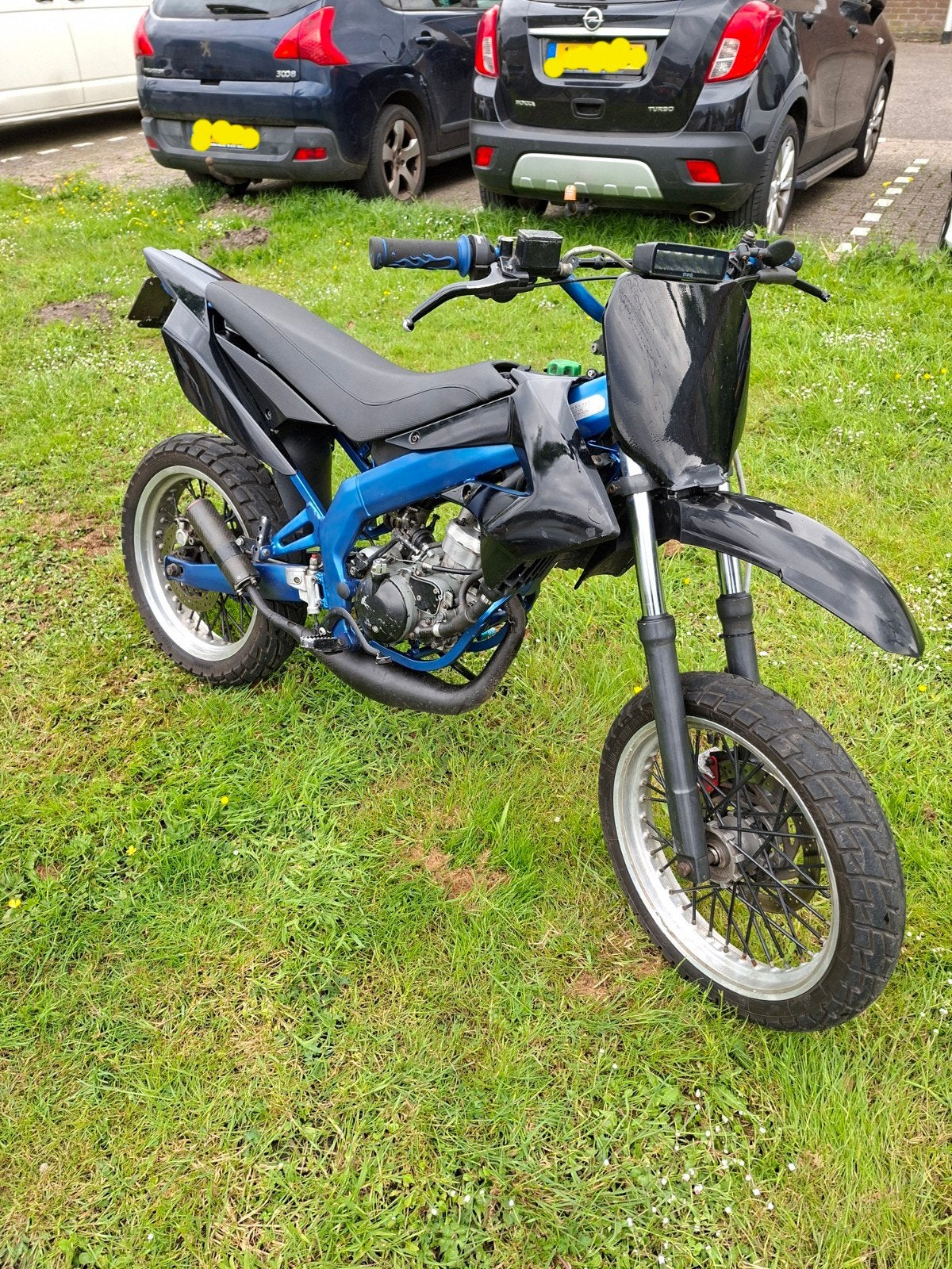 Derbi senda 77cc schakelbrommer, Ophalen, 6 versnellingen, Maximaal 45 km/u, 77 cc