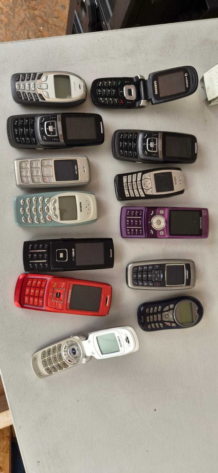 Diverse telefoons uit eigen collectie - bieden naar waarde, Ophalen of Verzenden