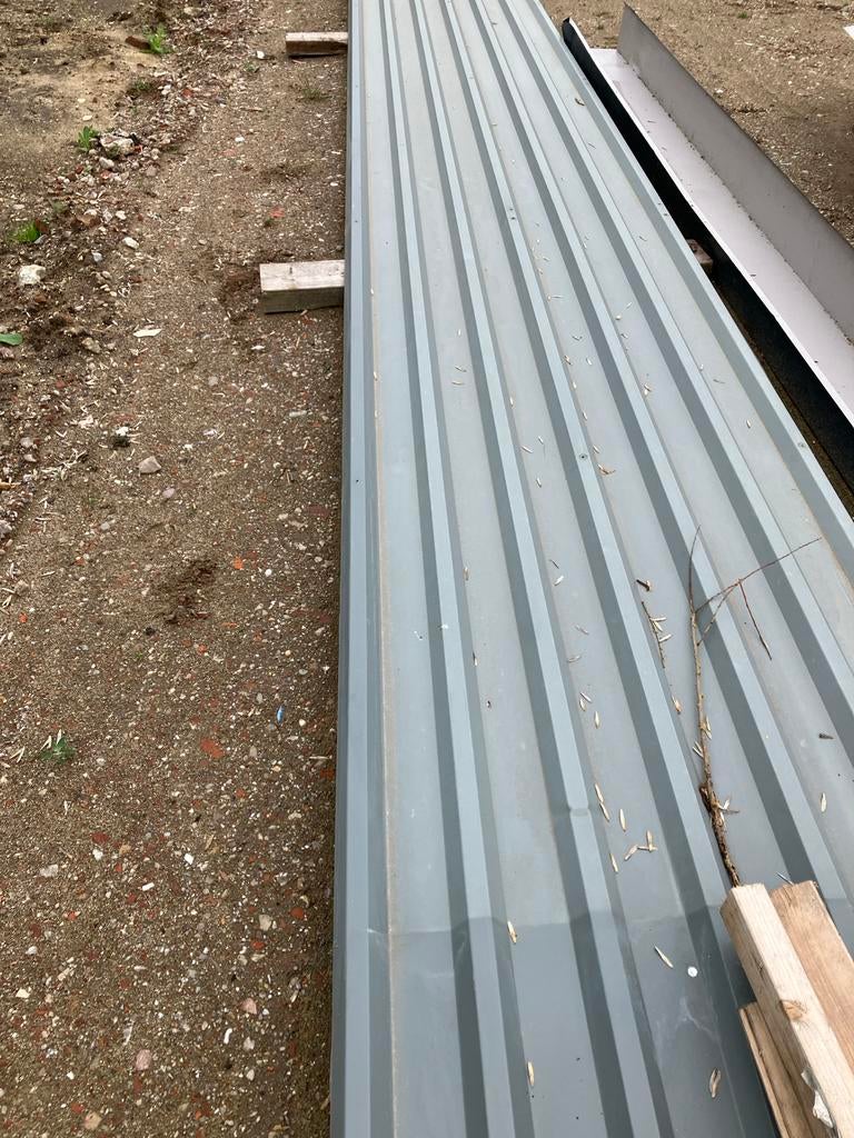 Damwand dakplaat - Grijs metalen dakplaat, Doe-het-zelf en Verbouw, Dakpannen en Dakbedekking, Gebruikt, 15 m² of meer, Metaal