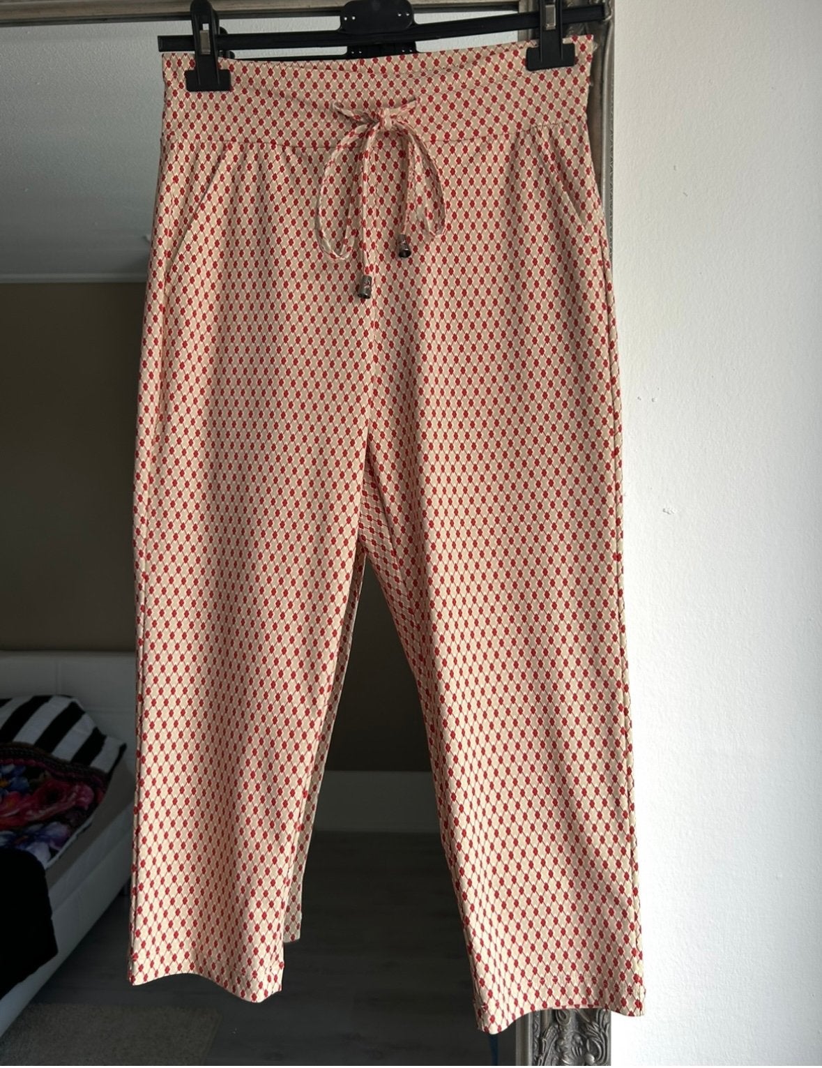 Mi Piace travelstof capri broek maat XS, Overige kleuren, Nieuw, Ophalen of Verzenden, Driekwart