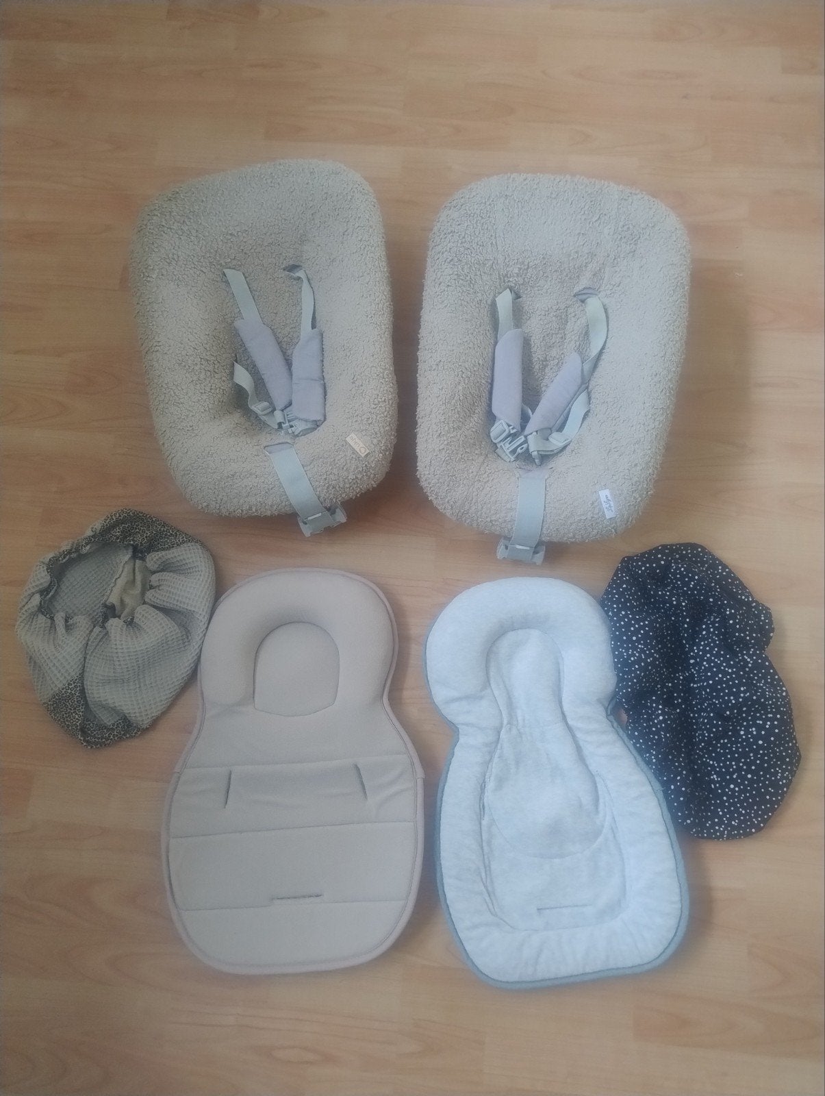 2x Stokke Tripp Trapp newborn set met verkleiner en hoes, Kinderen en Baby's, Kinderstoelen, Ophalen, Zo goed als nieuw, Meegroeistoel