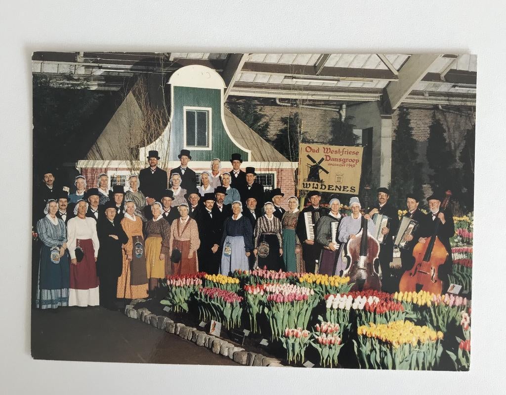 Wijdenes dansgroep Klederdracht West-Friesland, Ophalen of Verzenden, 1960 tot 1980, Ongelopen, Noord-Holland