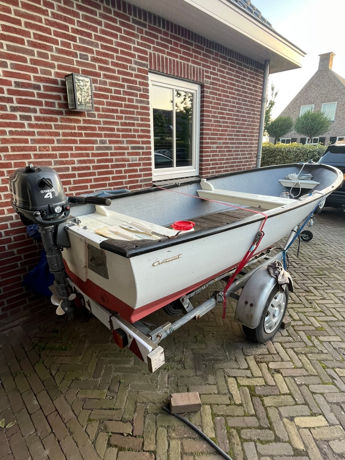 Boot met motor en trailer, Watersport en Boten, Speedboten, Gebruikt, Overige merken, Benzine, Minder dan 70 pk, Buitenboordmotor