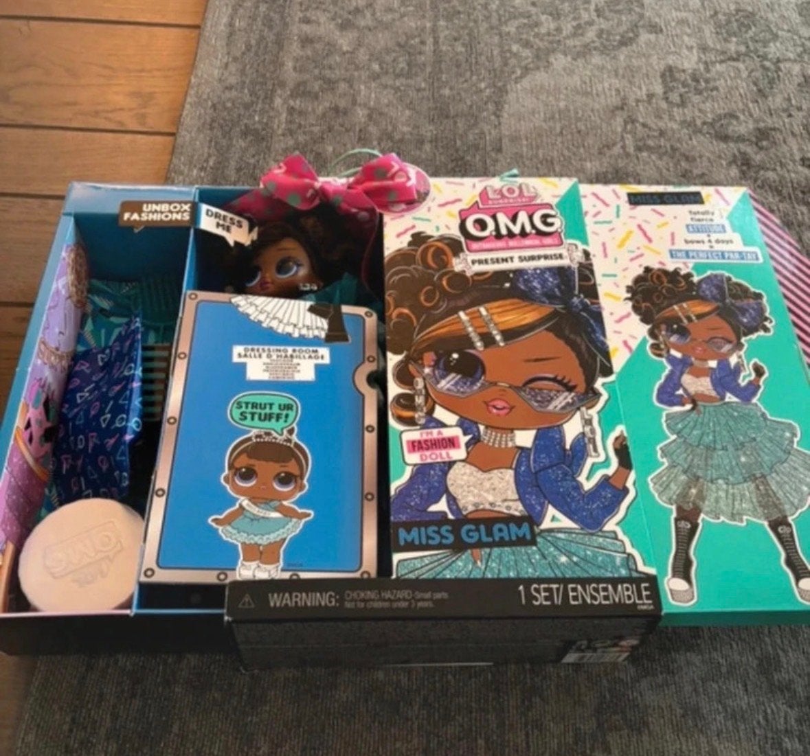 L.O.L. Surprise! O.M.G. Miss Glam Fashion Doll, Ophalen of Verzenden, Zo goed als nieuw, Overige typen