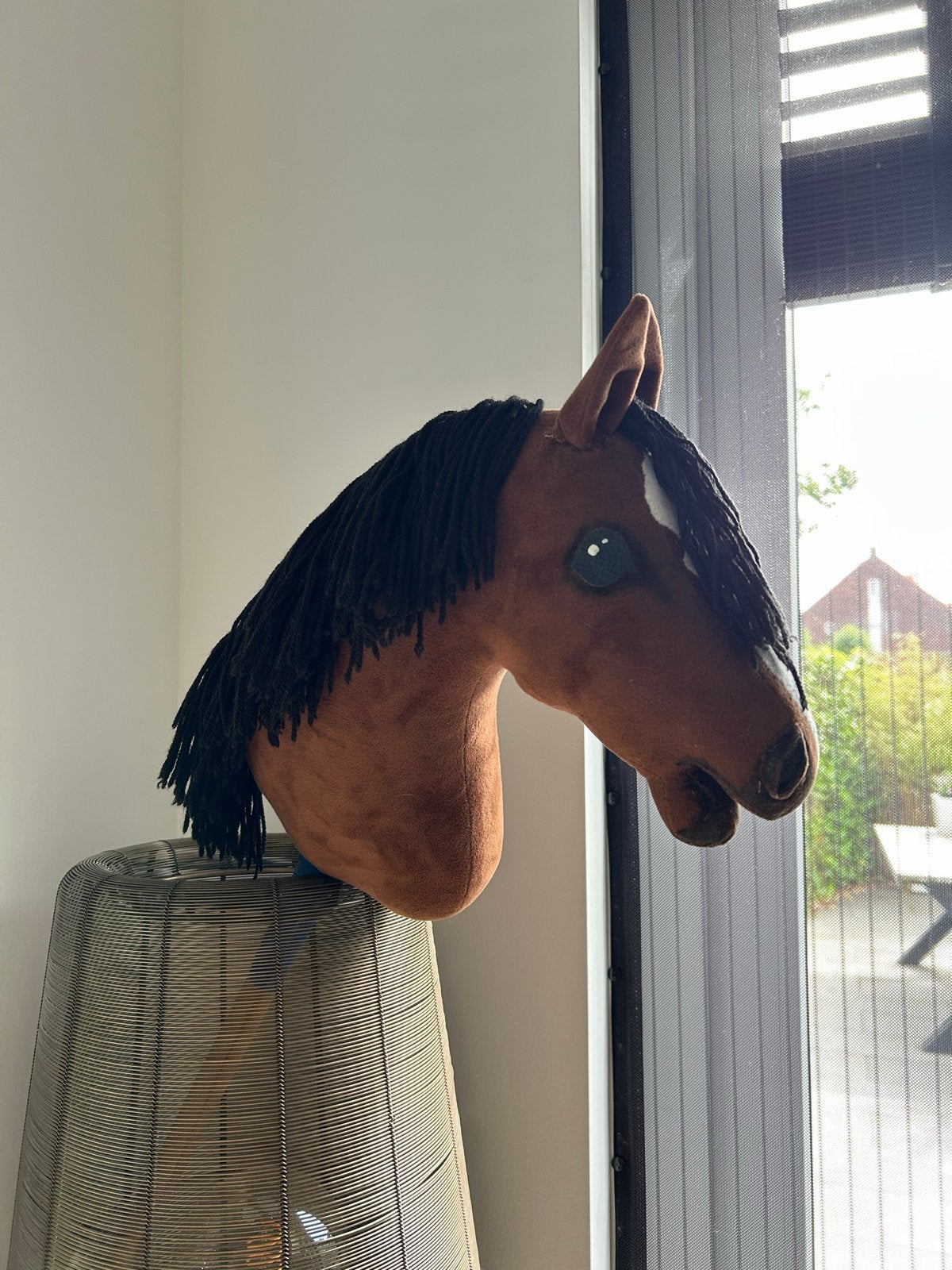 Stokpaardje hobbyhorse bruin met witte bles, Ophalen of Verzenden, Zo goed als nieuw, Jongen of Meisje