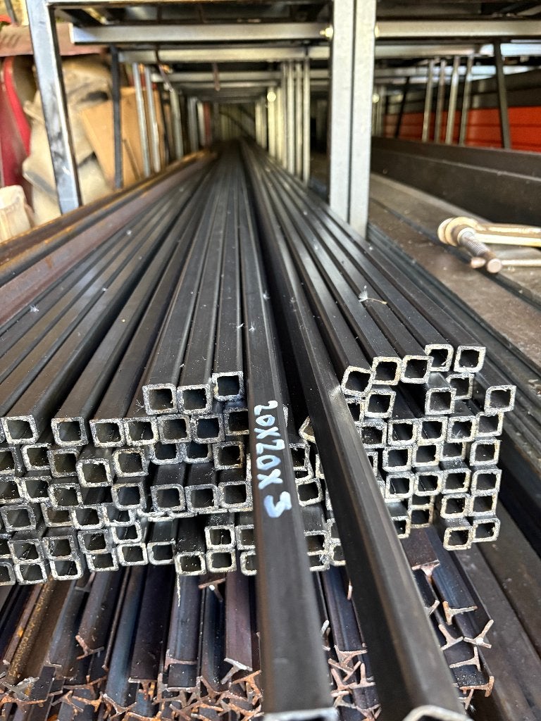 Nieuwe 1 ste keus Koker 20x20x3 mm, Tuin en Terras, Ophalen, Nieuw, Vierkant, Metaal