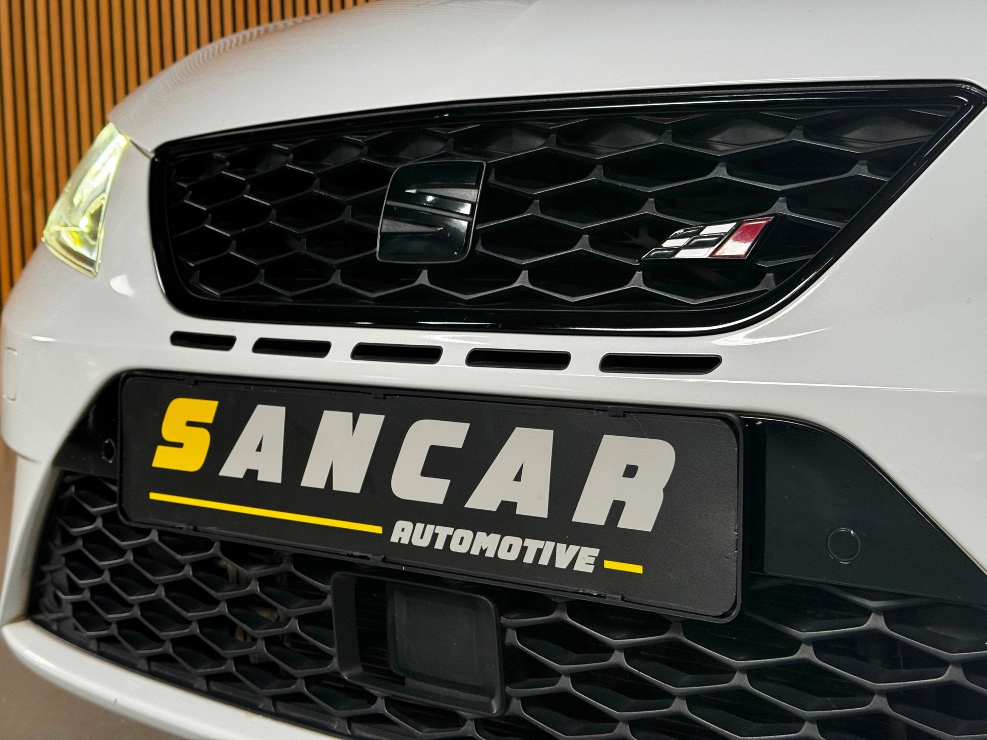 Seat Leon 2.0 TSI Cupra 290 Pano Seat Sound Brembo Kuipstoel, Auto's, Dealer onderhouden, 15 km/l, Zwart, 4 cilinders