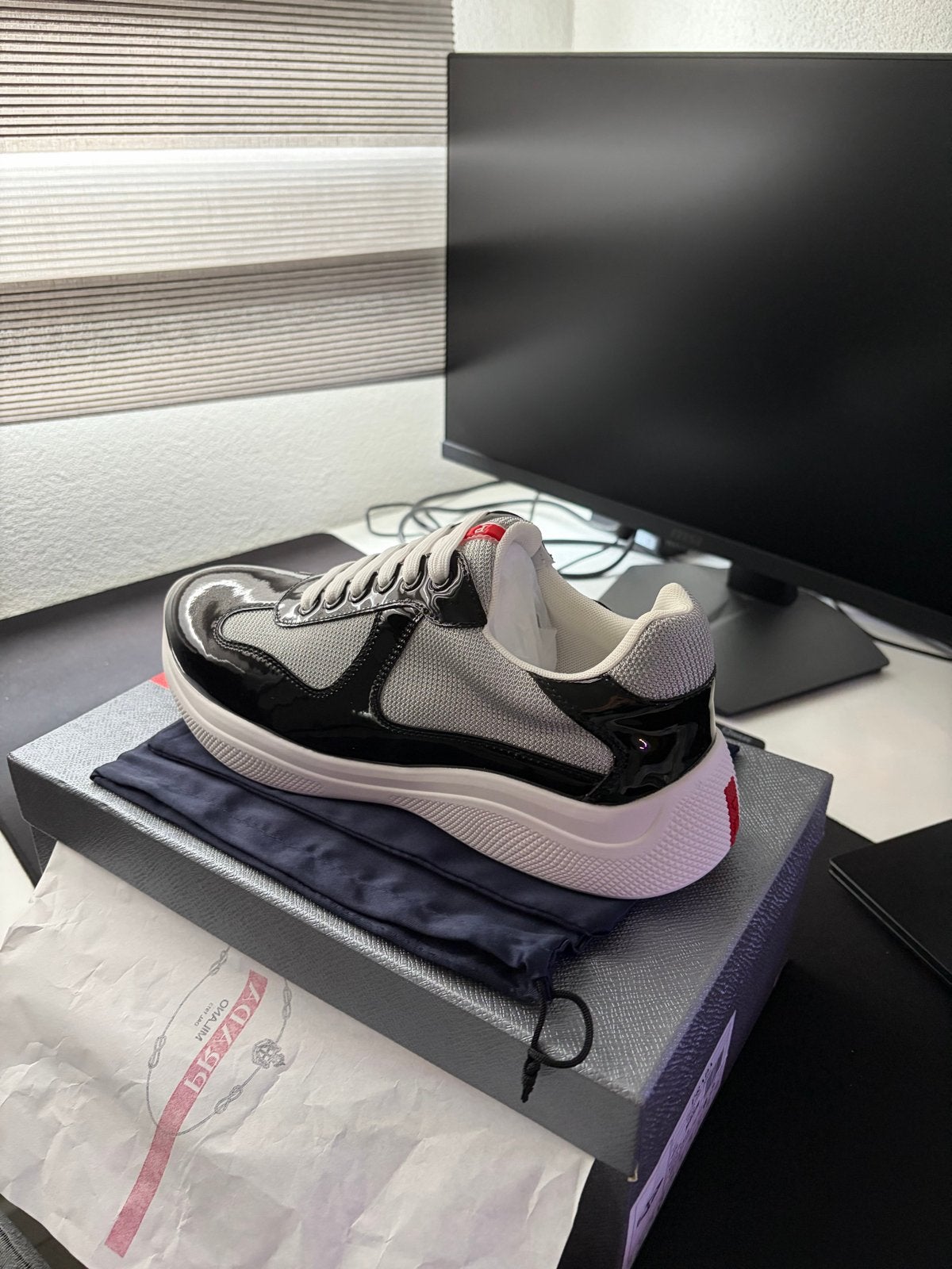 Prada Cups Zwart Maat 43 (met bon), Ophalen, Nieuw, Zwart, Sneakers of Gympen