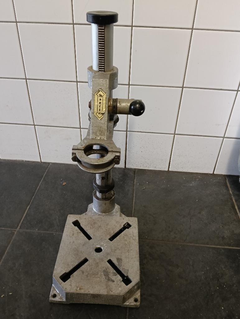 Boorstandaard Makita, Doe-het-zelf en Verbouw, Gereedschap | Boormachines, Ophalen, Gebruikt, Overige typen