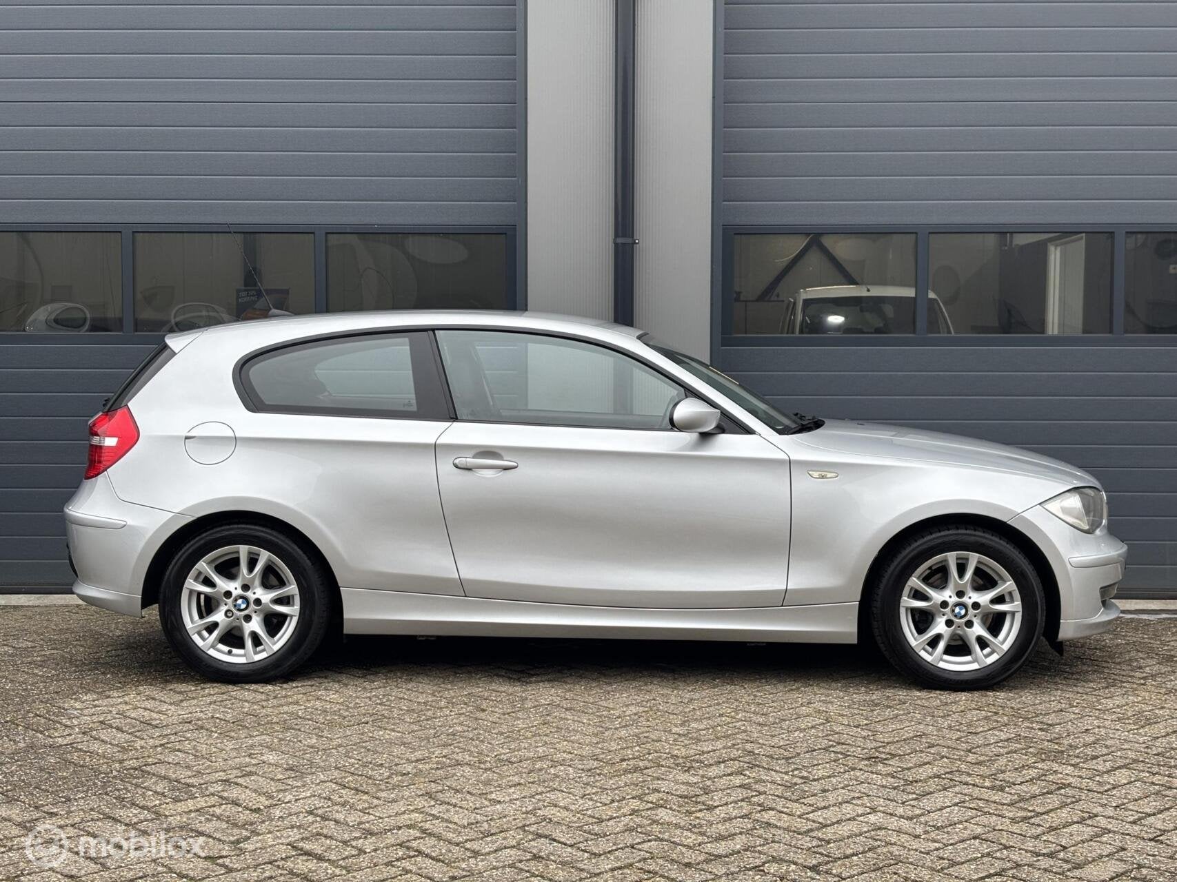 BMW 1-serie 116i Business Line Uitviering _ 139Dkm NAP, 1-Serie, Achterwielaandrijving, 4 cilinders, 4 stoelen