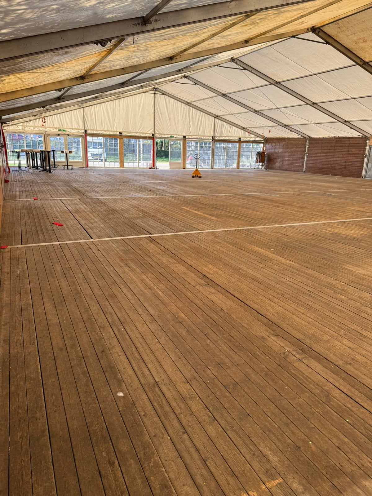 Röder Feesttent van 800 m2 te koop, Ophalen