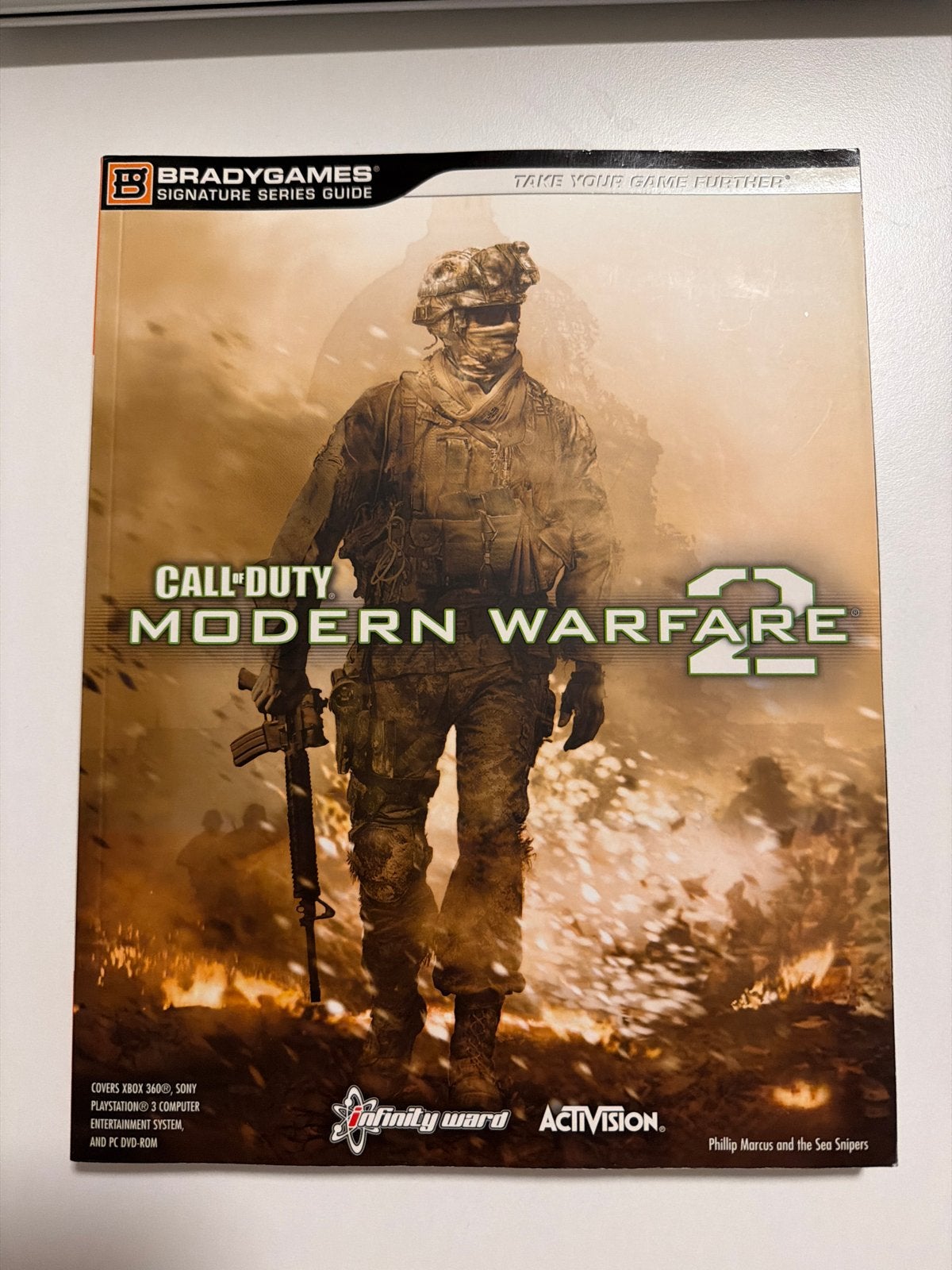 Call of Duty Modern Warfare 2 BradyGames Gids, Ophalen of Verzenden, Zo goed als nieuw, Niet van toepassing