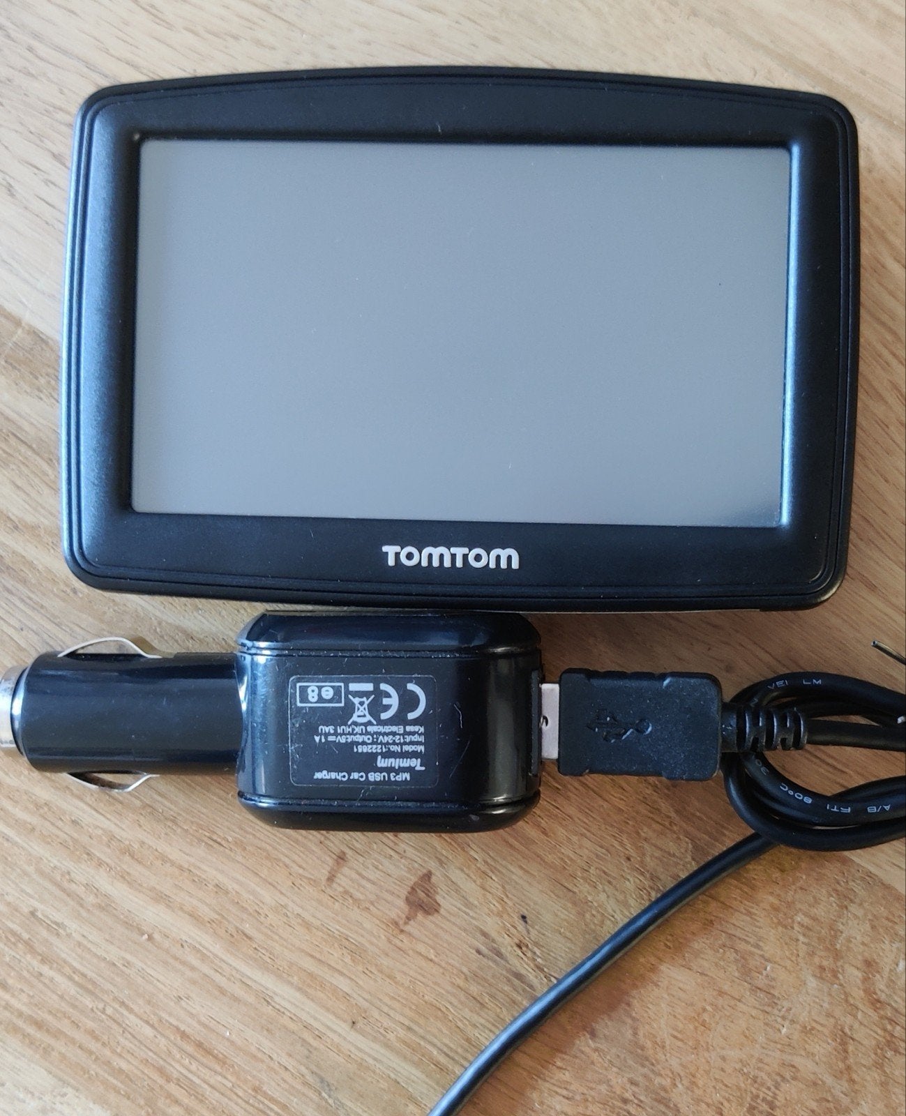TomTom XL navigatiesysteem met autolader, Ophalen of Verzenden, Gebruikt