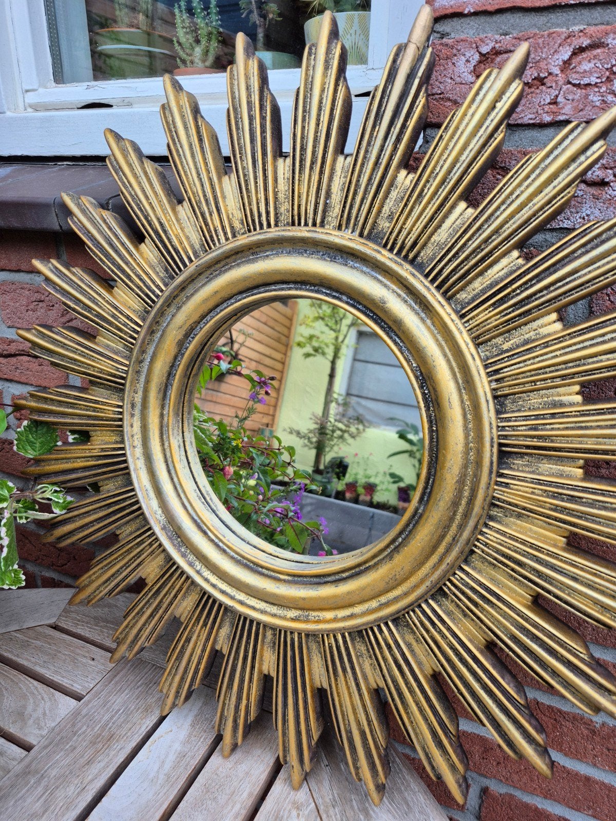 Vintage decoratieve sunburst zonnespiegel wandspiegel goud., Antiek en Kunst, Antiek | Spiegels, Ophalen, Rond, 50 tot 100 cm
