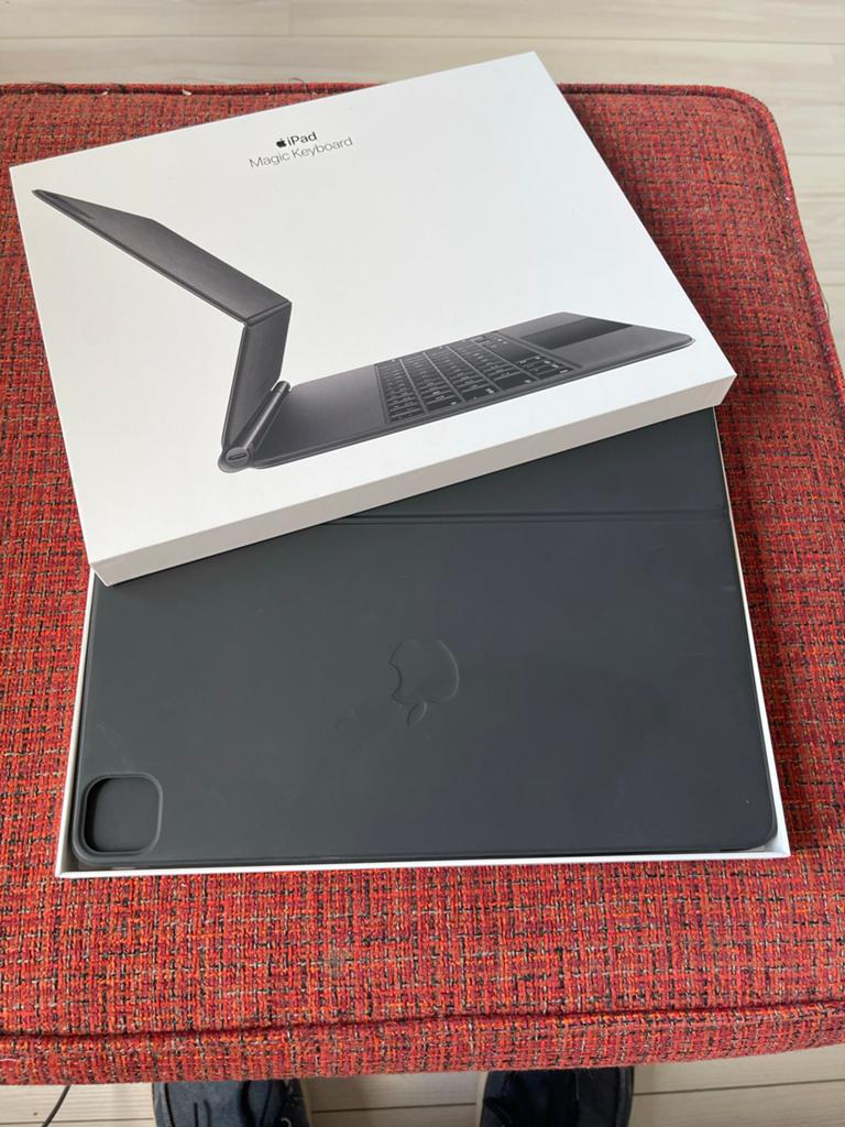 Apple Magic Keyboard voor iPad Pro 12.9-inch (nieuwstaat), Ophalen, Zo goed als nieuw