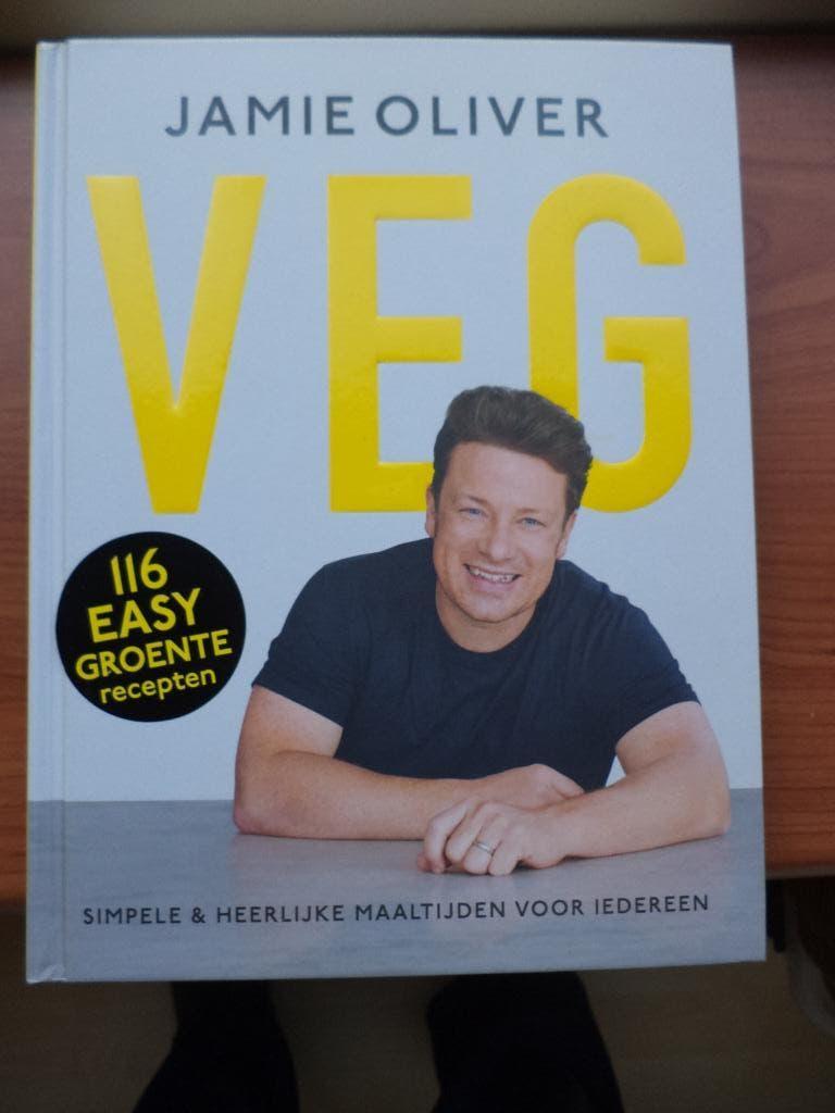 Jamie Oliver, VEG  116 easy groente recepten, Boeken, Kookboeken, Ophalen of Verzenden, Zo goed als nieuw, Overige gebieden