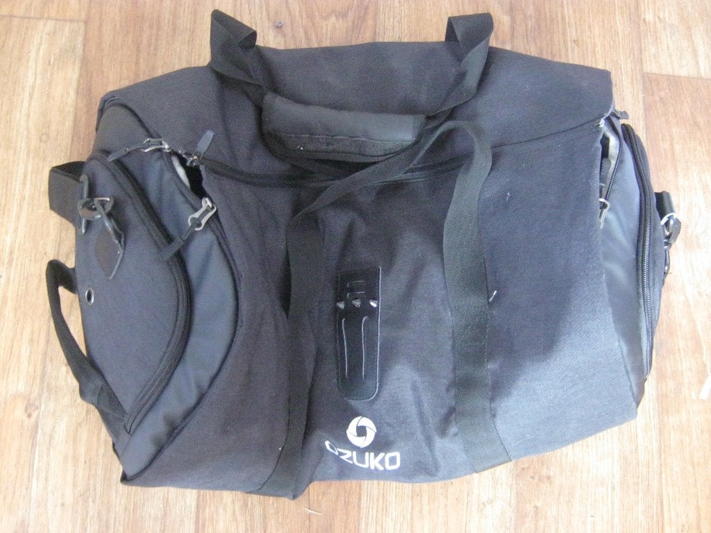 Zwarte ozuko rug reistas voor suit en schoenen handbagage, Sieraden, Tassen en Uiterlijk, Tassen | Reistassen en Weekendtassen