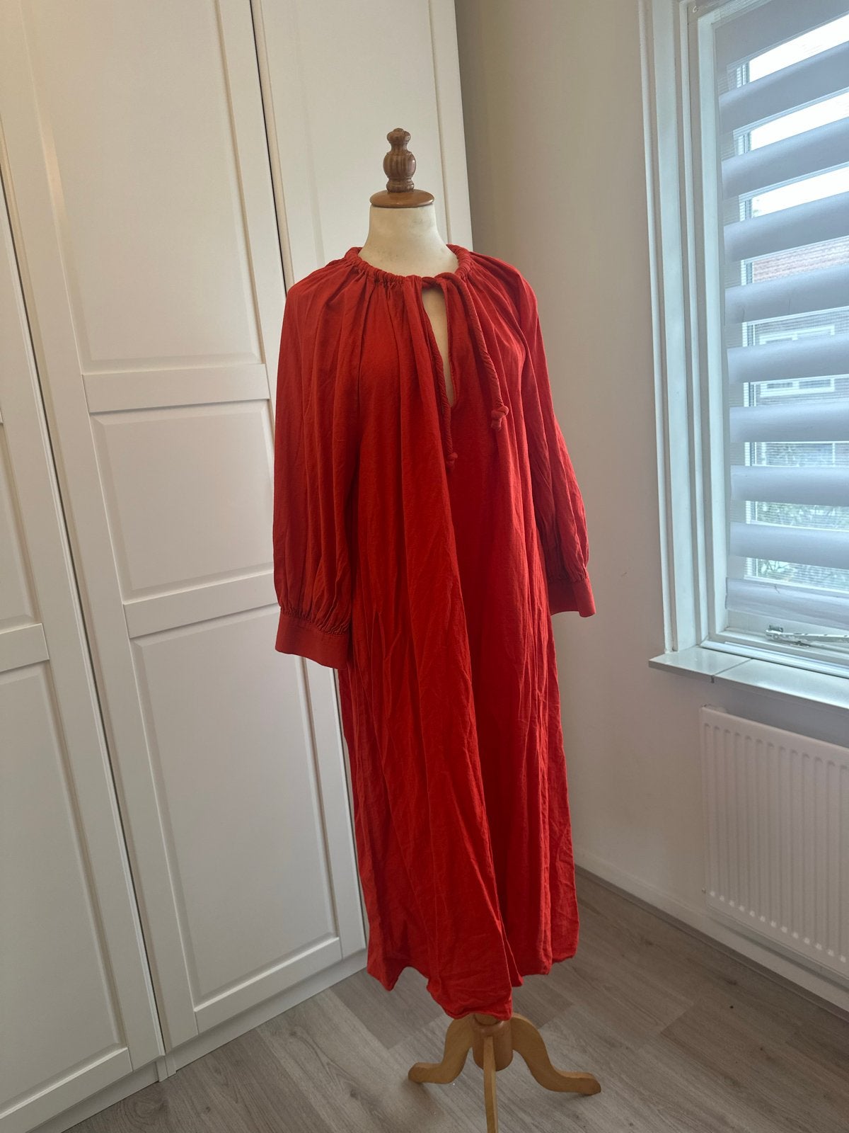 H&M Rode Maxi Jurk Maat L - Eenmaal Gedragen, Maat 42/44 (L), Ophalen of Verzenden, Zo goed als nieuw, Rood