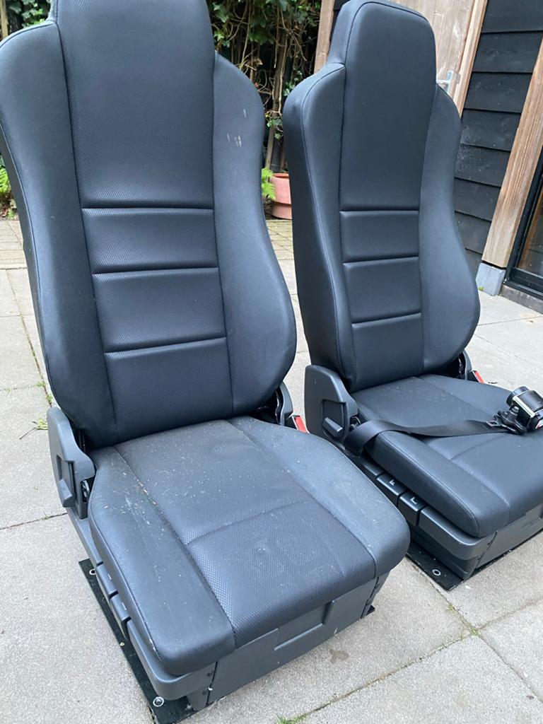 2x Mercedes Atego stoelen - ook als linker/rechter te gebrui, Ophalen of Verzenden, Gebruikt, Mercedes-Benz
