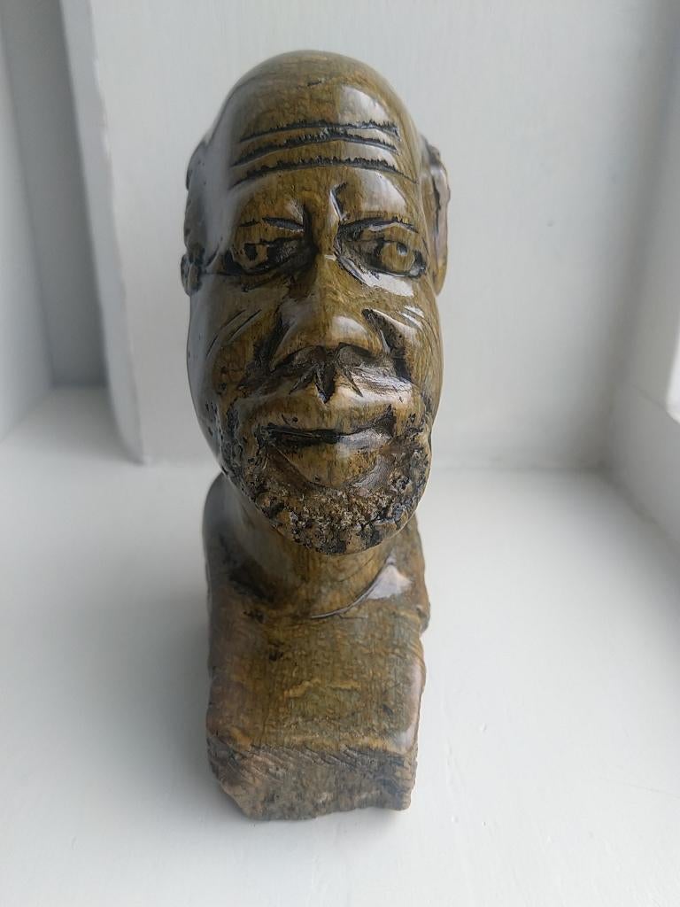 Afrikaan Shona Buste Handgesneden Serpentijn/Speksteen 1,2kg, Minder dan 20 cm, Buste, Brutalistisch, Ophalen of Verzenden