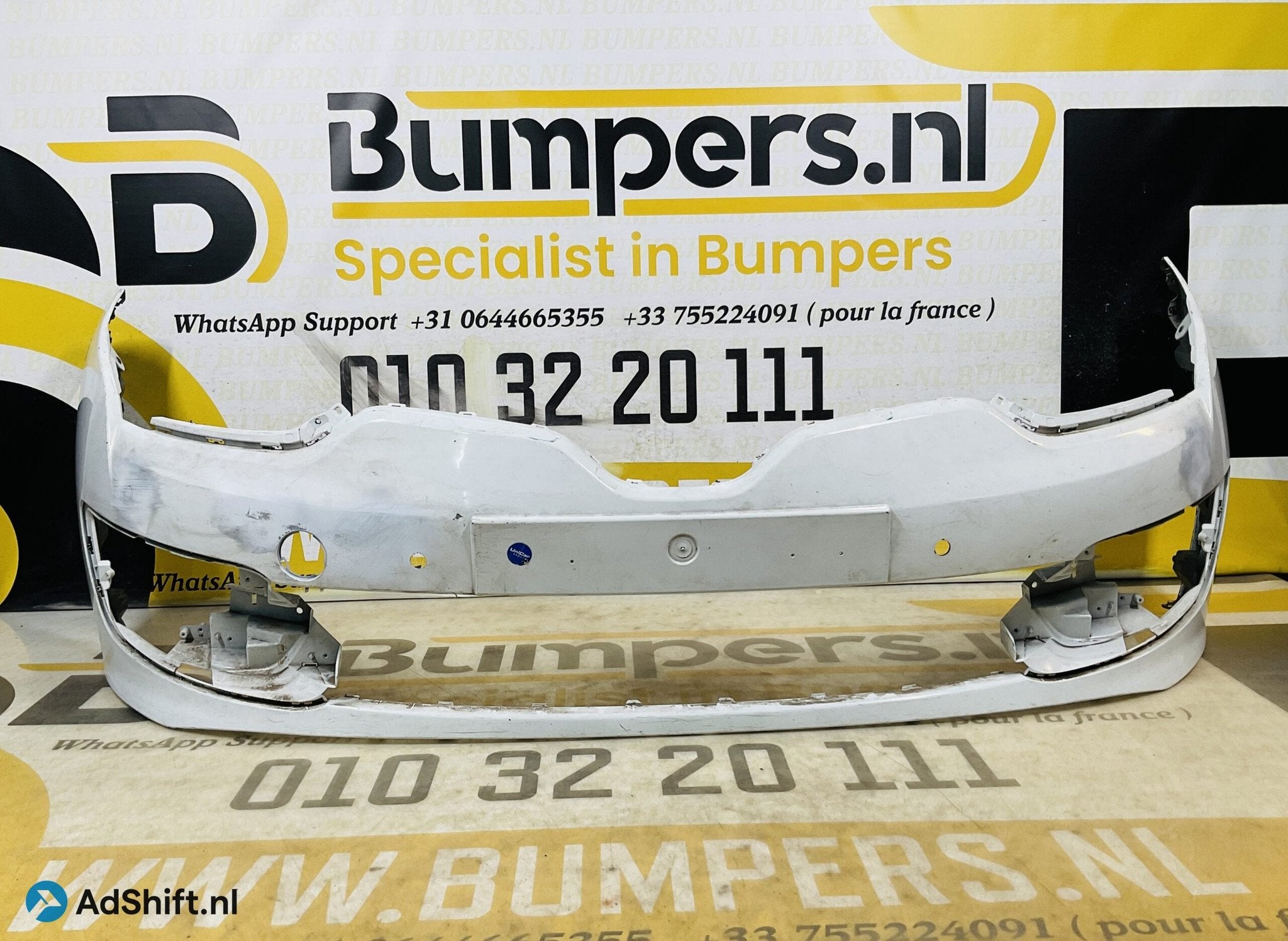 BUMPER Renault Megane 3 Facelift 2011-2016 VOORBUMPER 2-F4-5, Auto-onderdelen, Bumper
