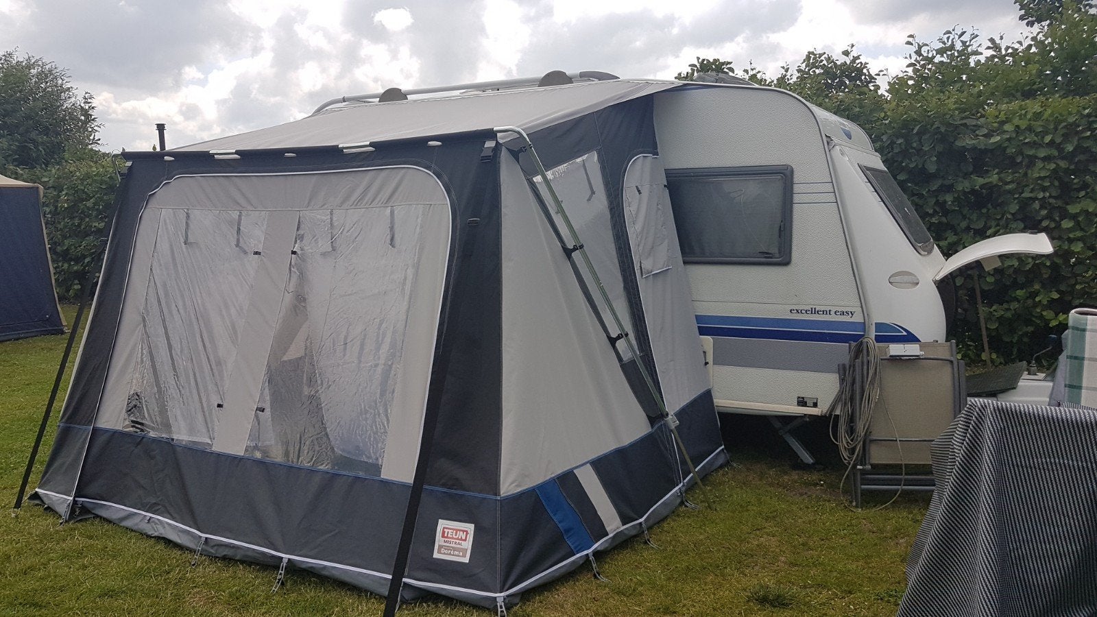 Tent klein, Caravans en Kamperen, Ophalen of Verzenden, Zo goed als nieuw