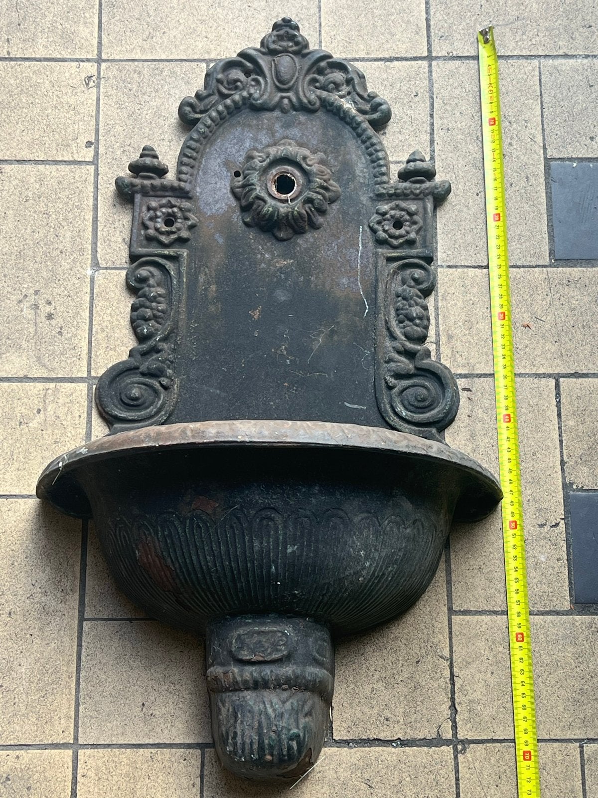 Antieke gietijzeren wandfontein - Decoratieve waterbak, Ophalen of Verzenden