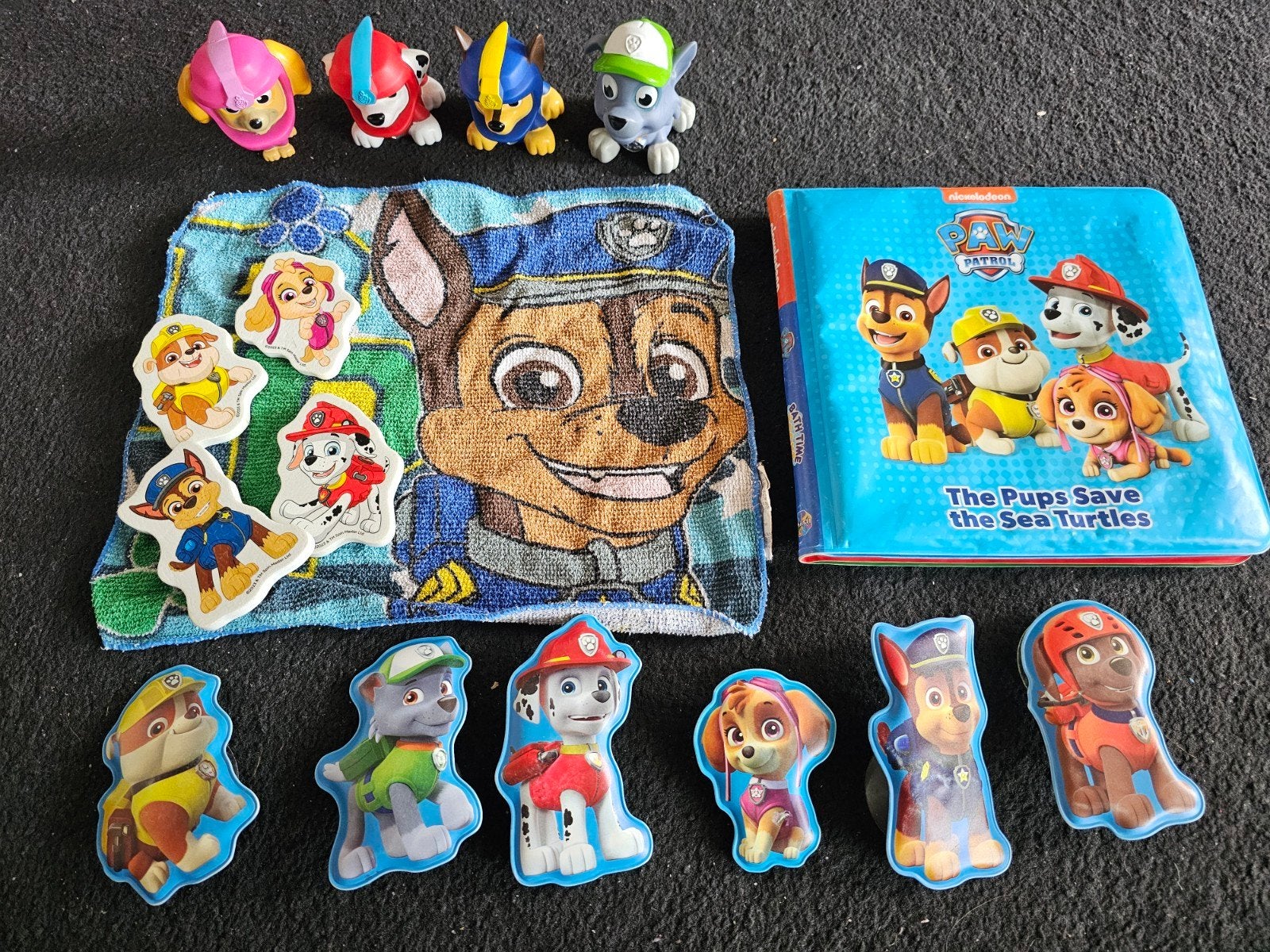 Paw patrol badspeelgoed. Leesboek spuit hondjes, met zuignap, Ophalen of Verzenden, 10 tot 50 stukjes