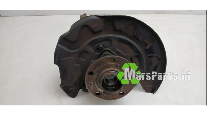 Fusee rechts-voor van een Volkswagen Golf