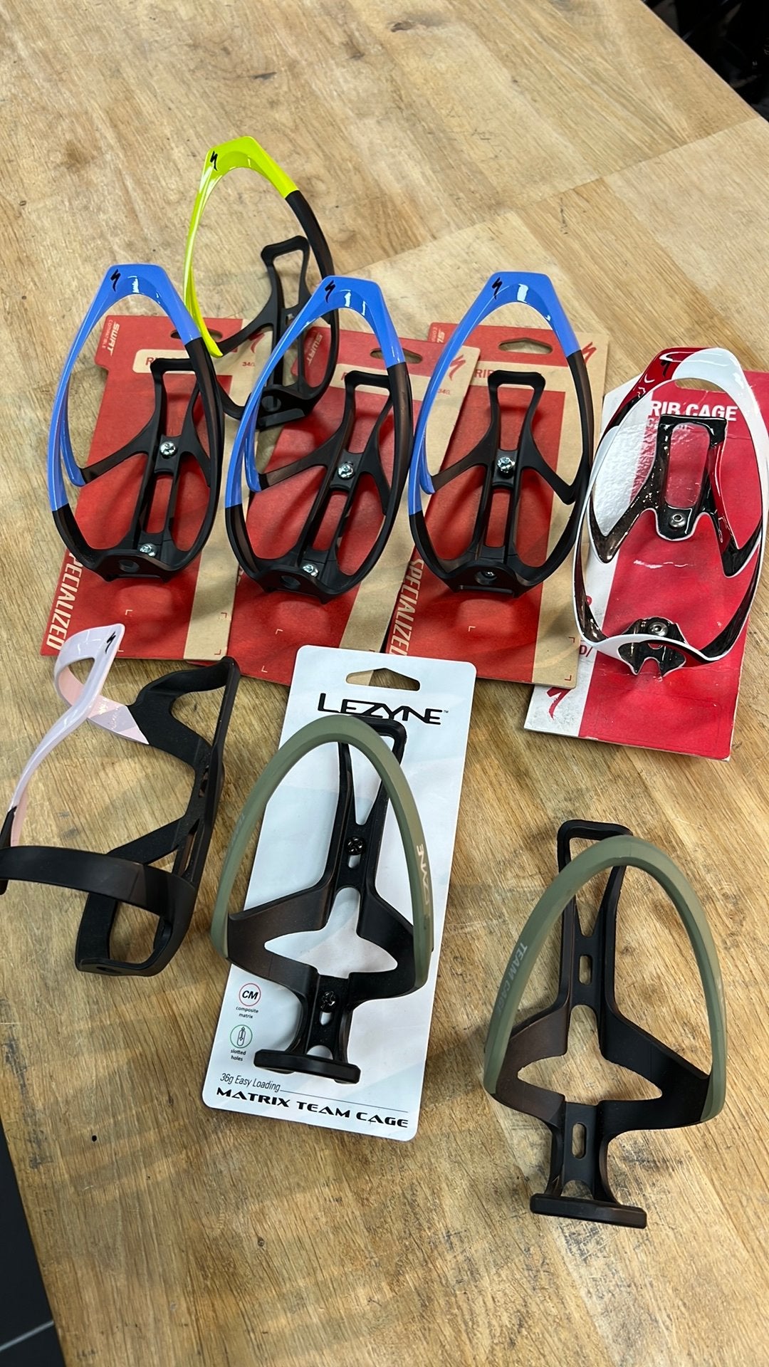 SPECIALIZED EN LEZYNE  BIDONHOUDERS NIEUW, Specialized, Verzenden, Overige typen, Nieuw