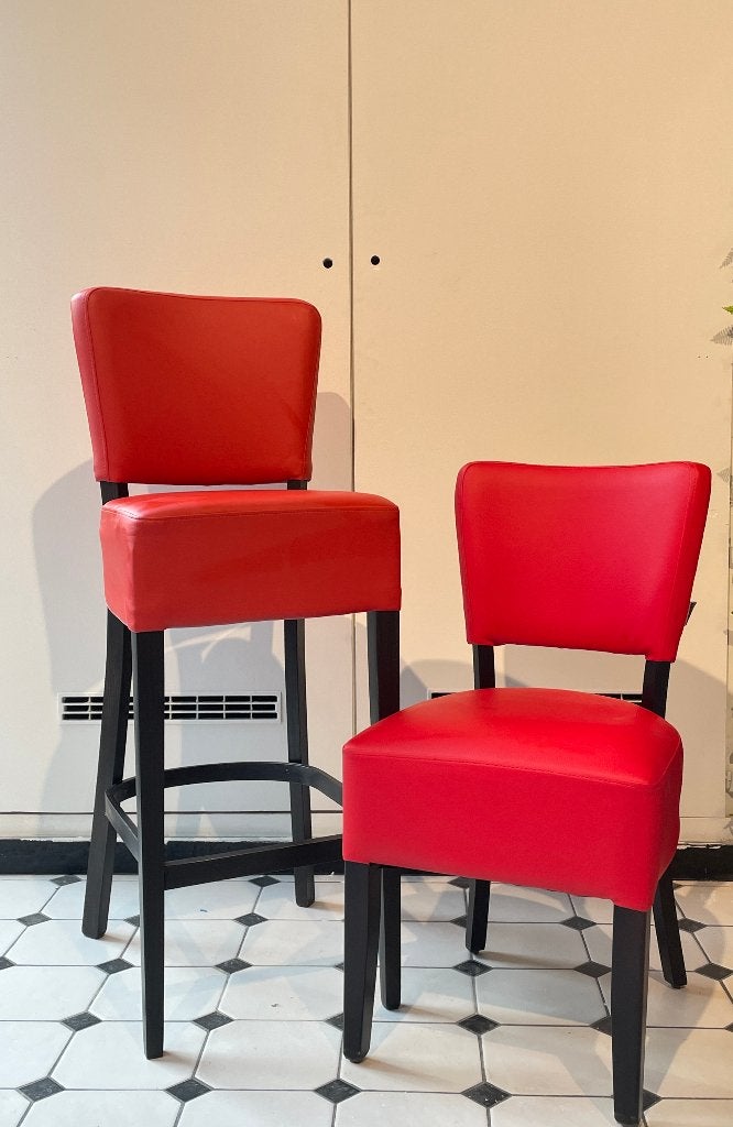 Red Restaurant Chairs & Bar Stools for Sale - Good Condition, Ophalen, Hout, Zo goed als nieuw, Morden
