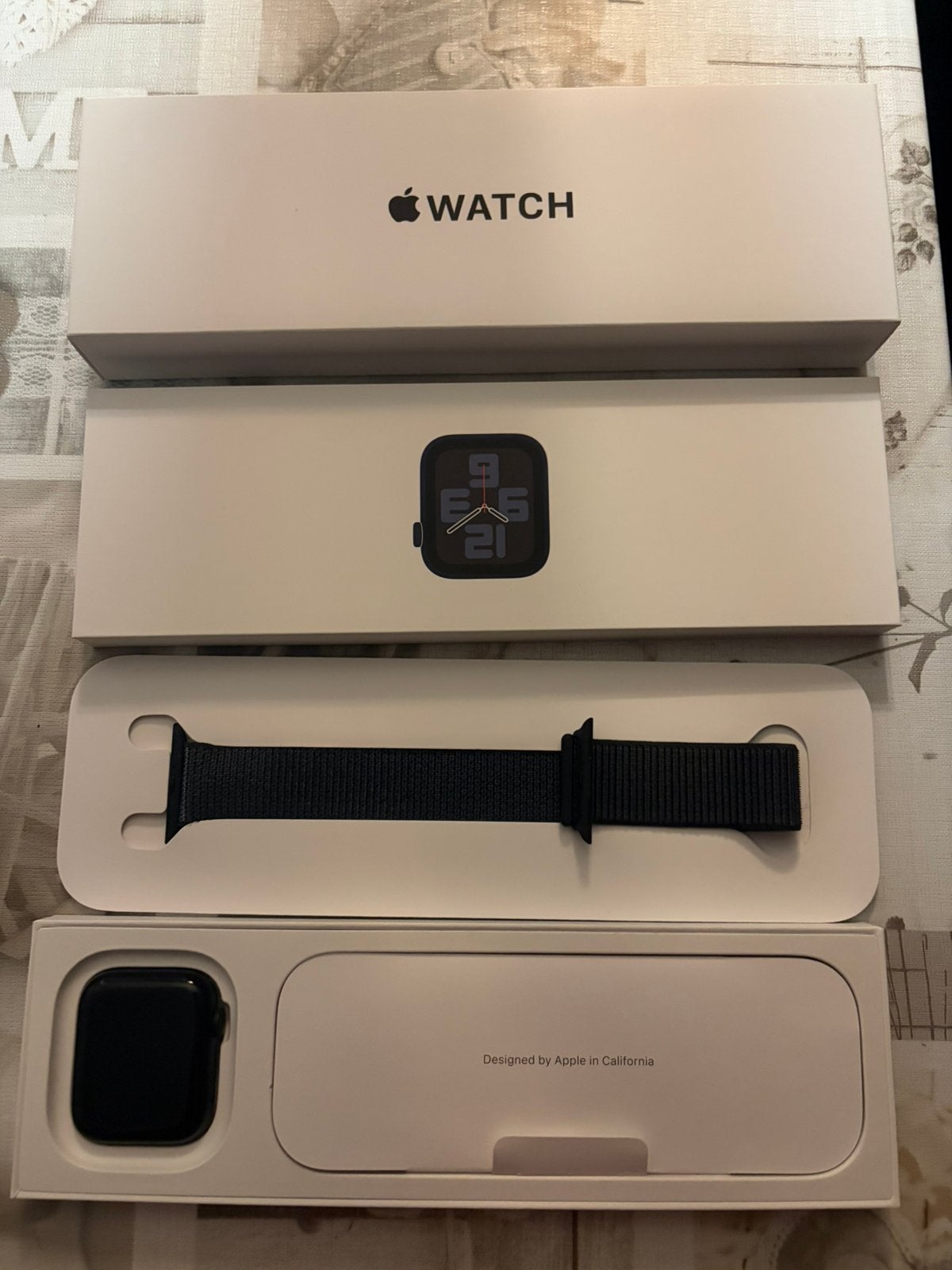 Apple Watch SE 2022 GPS Compleet, Zwart, IOS, Ophalen of Verzenden, Zo goed als nieuw