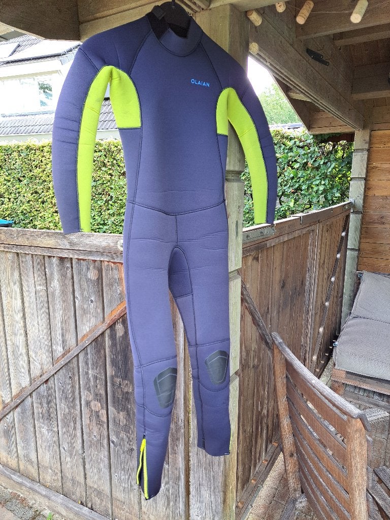 Wetsuit kind 131-140 cm (8-9 jaar), Watersport en Boten, Watersportkleding, Wetsuit, Kind, Ophalen of Verzenden, Zo goed als nieuw