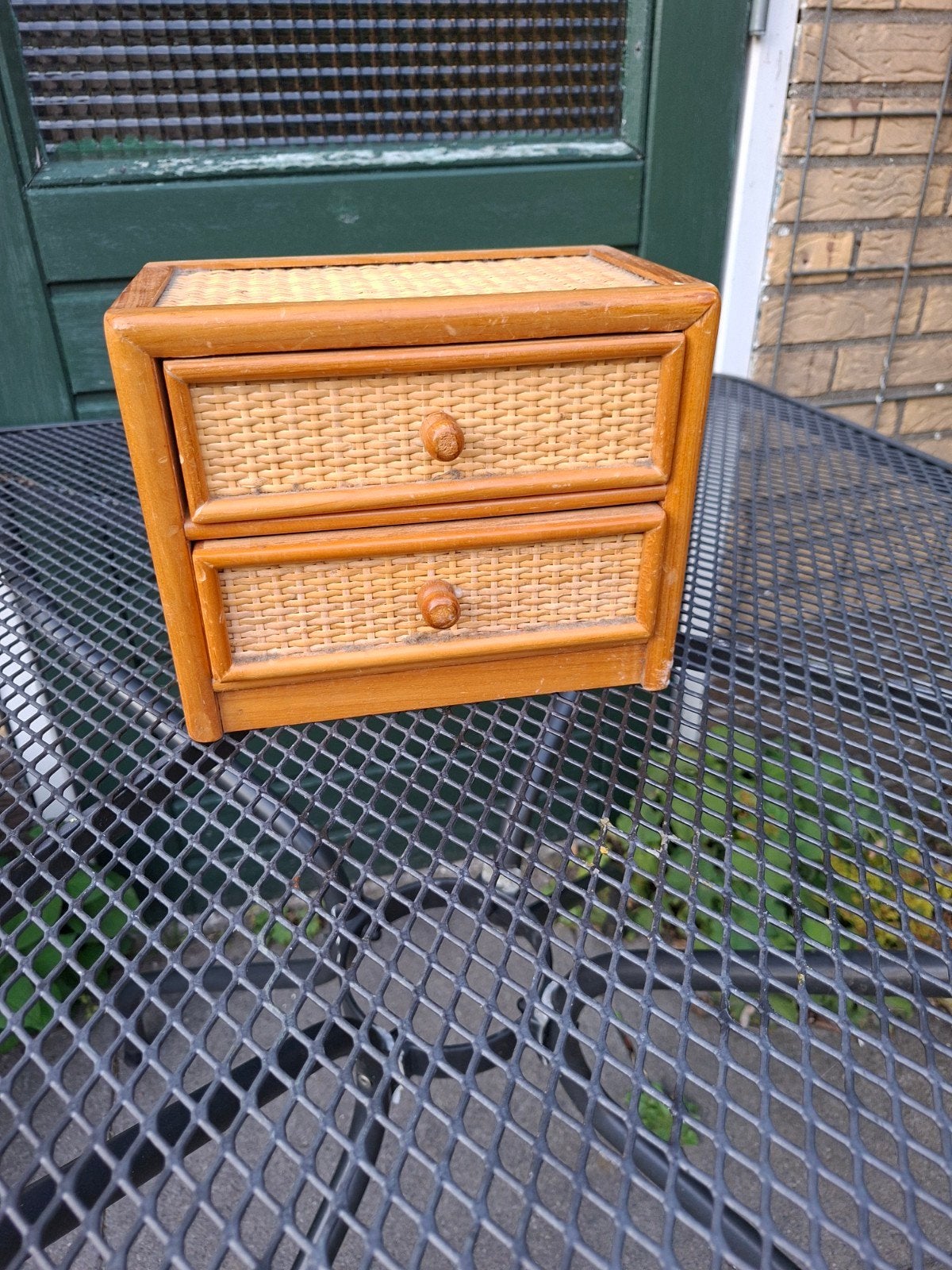 Vintage rotan ladekastje met 2 lades, Ophalen of Verzenden