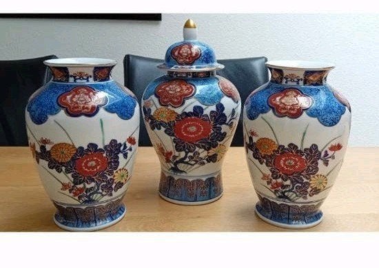 Set van 3 Japanse vazen ( kaststel) handgeschilderd, Antiek en Kunst, Antiek | Vazen, Ophalen of Verzenden