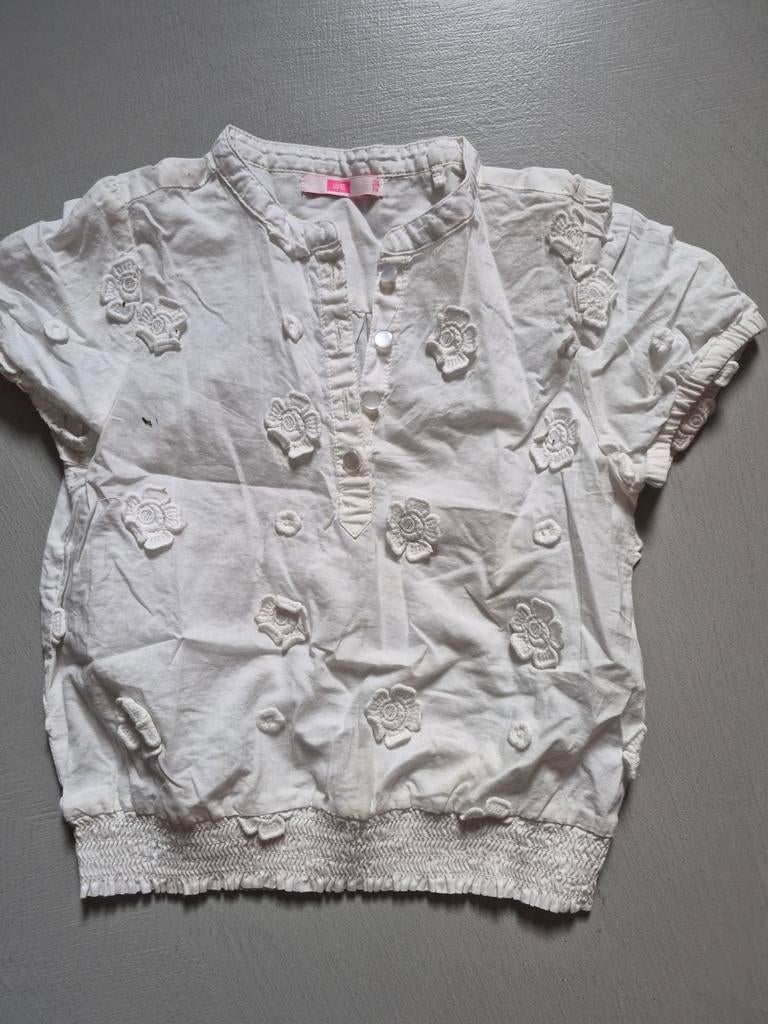 Wit bloesje maat 110-116, zeer goede staat, Kinderen en Baby's, Kinderkleding | Maat 116, Meisje, Overhemd of Blouse, Ophalen of Verzenden